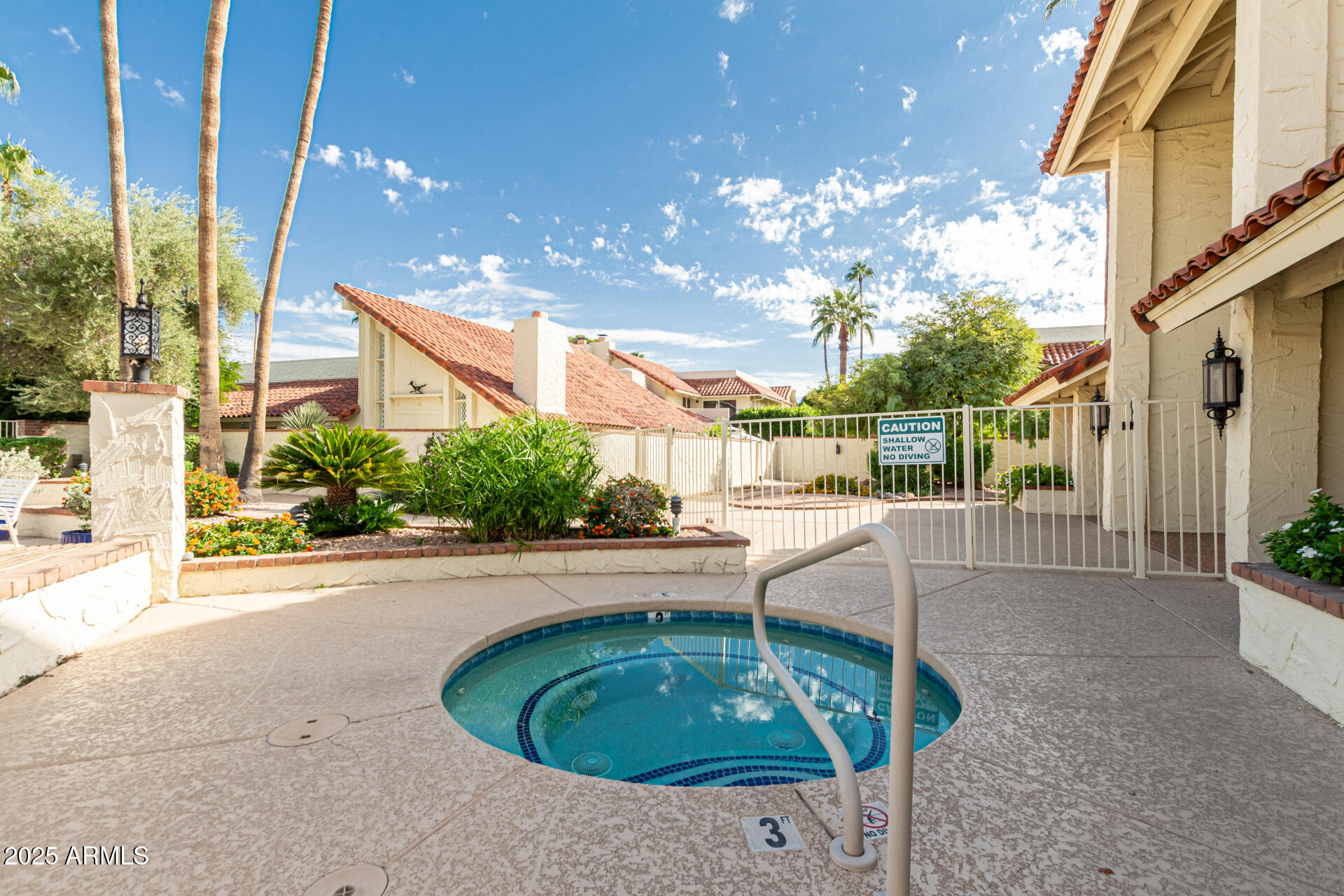 Paradise Valley, Arizona 85253, United States, 2 Bedrooms Bedrooms, ,2 BathroomsBathrooms,Residential,Active,229459