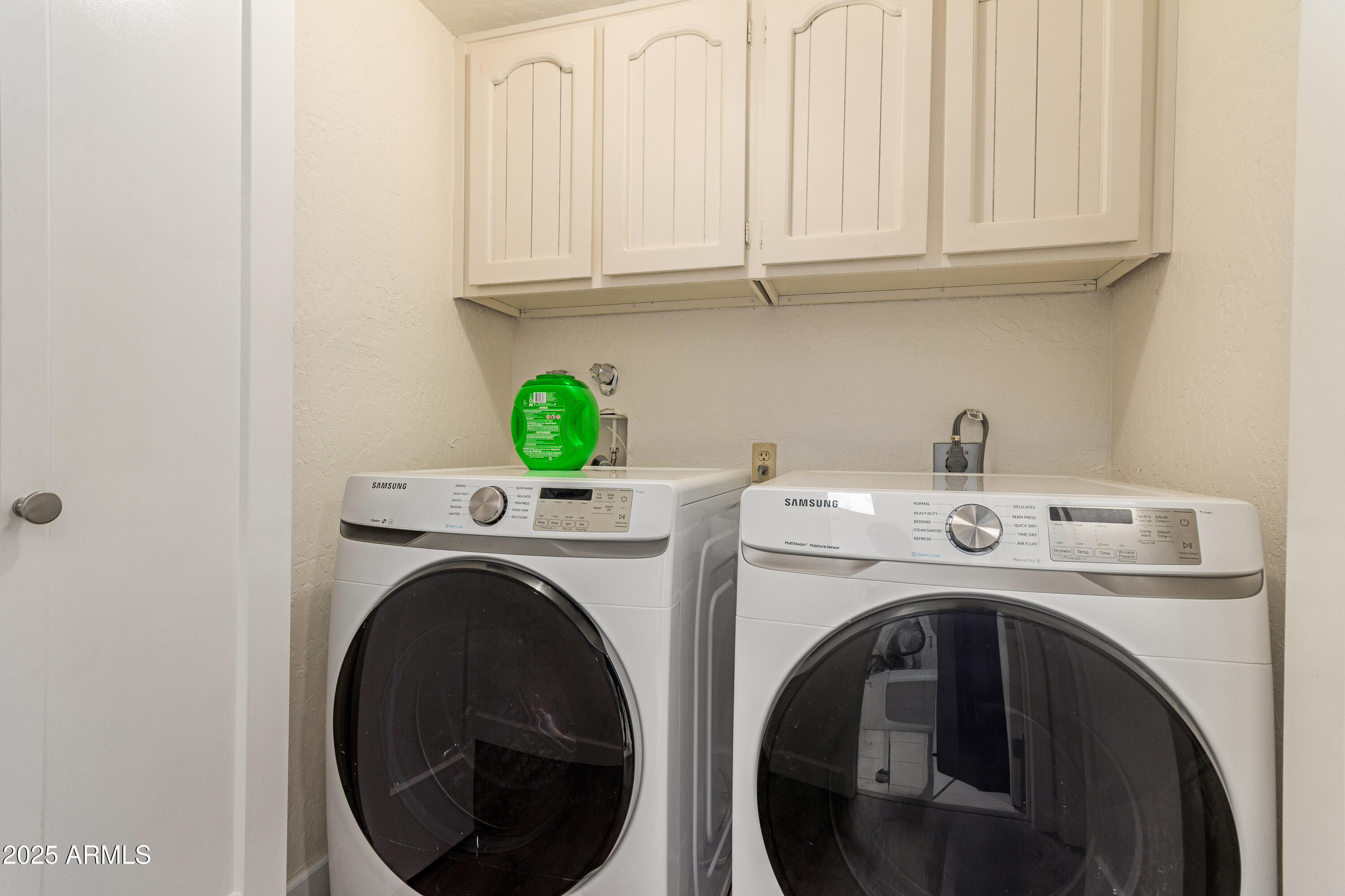 Paradise Valley, Arizona 85253, United States, 2 Bedrooms Bedrooms, ,2 BathroomsBathrooms,Residential,Active,229459