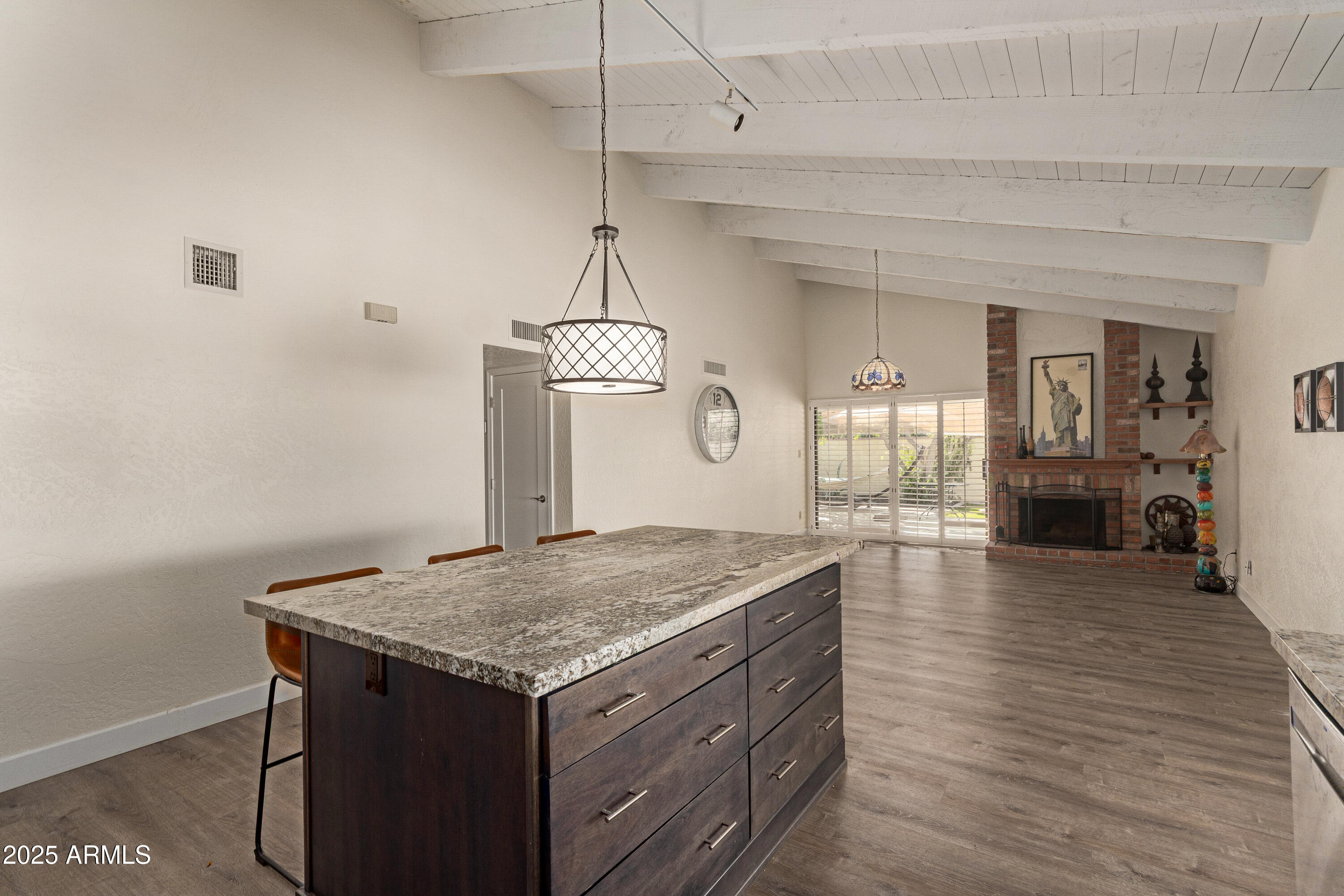 Paradise Valley, Arizona 85253, United States, 2 Bedrooms Bedrooms, ,2 BathroomsBathrooms,Residential,Active,229459