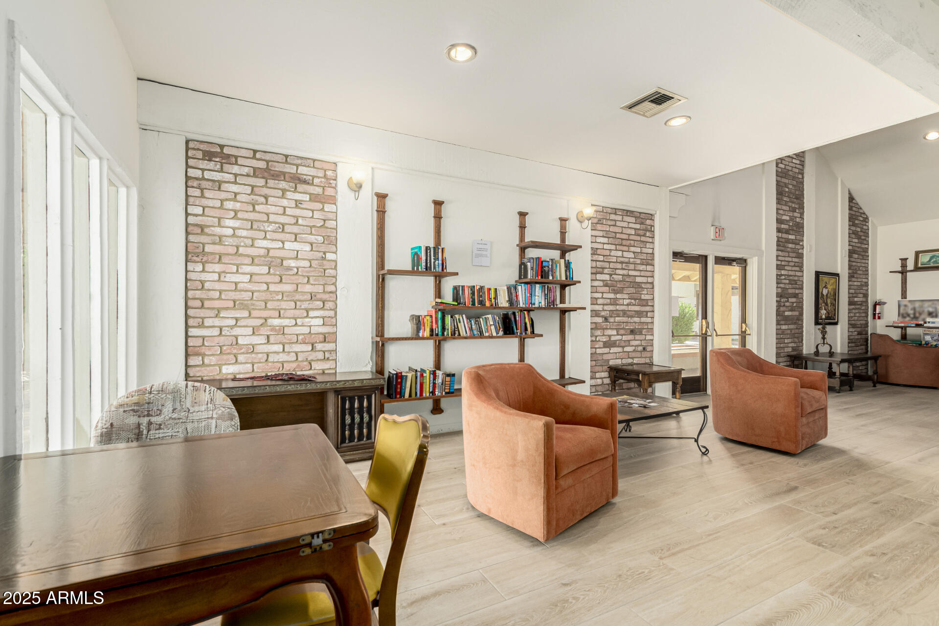 Paradise Valley, Arizona 85253, United States, 2 Bedrooms Bedrooms, ,2 BathroomsBathrooms,Residential,Active,229459