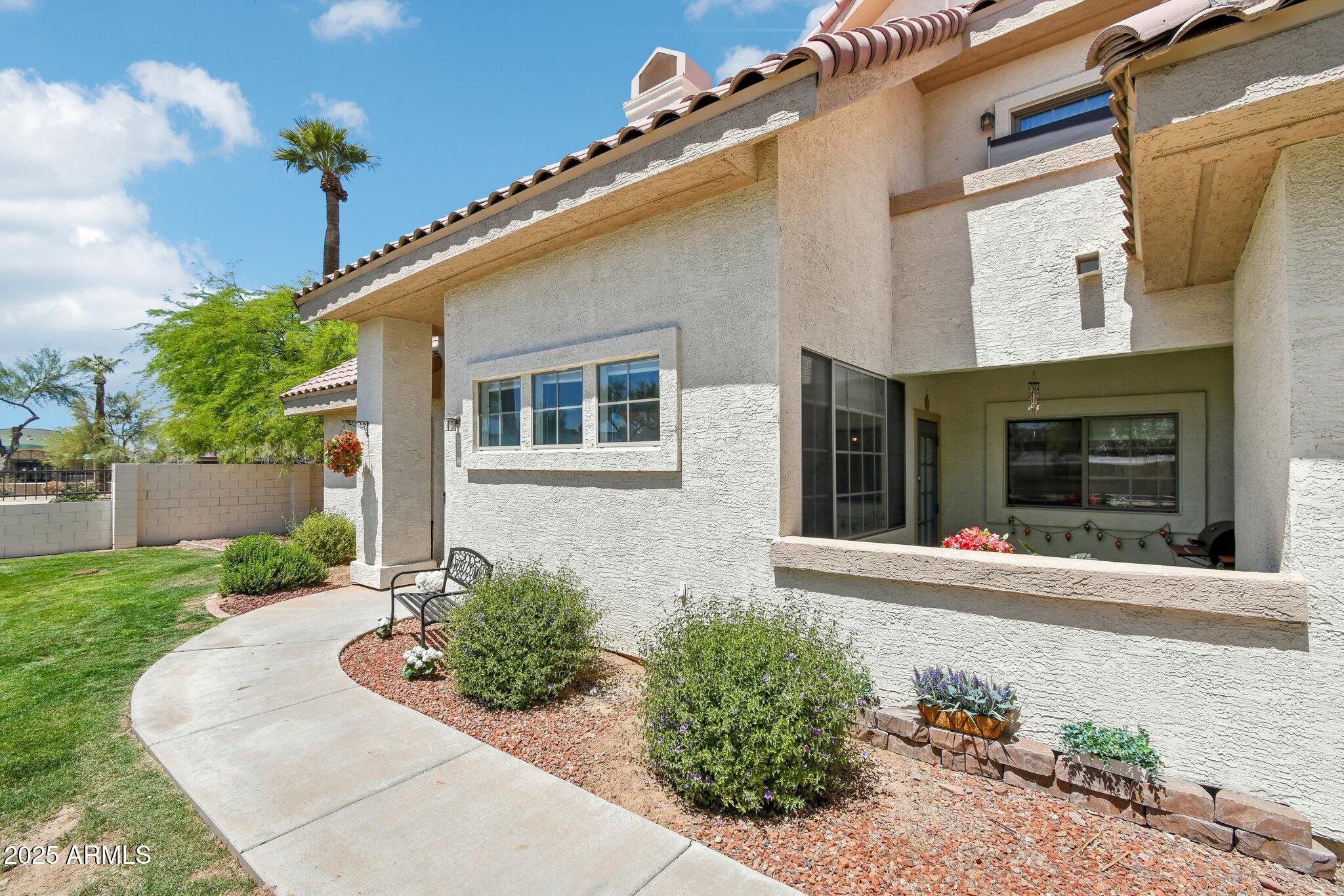 2801 N LITCHFIELD Road 37