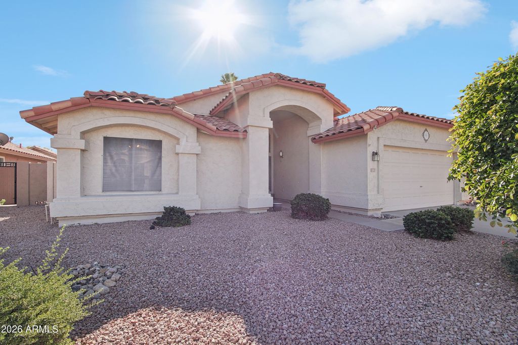 Photo of 9729 W Burnett Road, Peoria, AZ 85382 (MLS # 6972220)