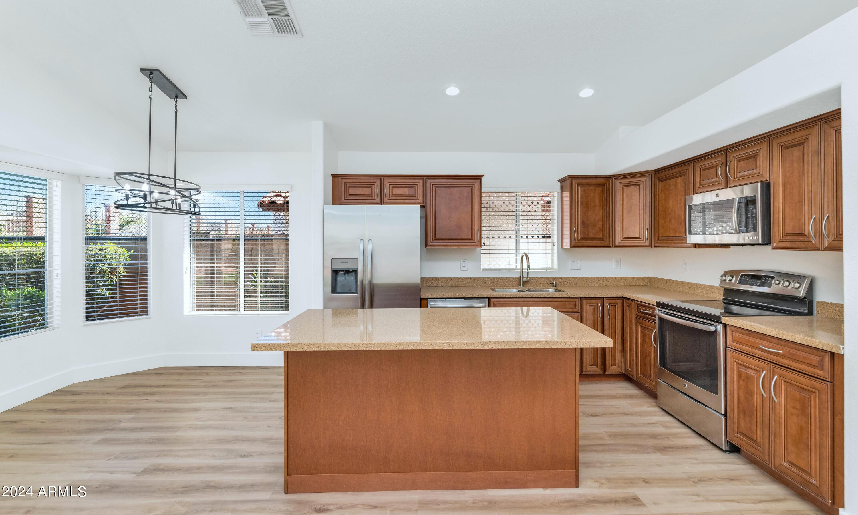 1706 E Windsong Drive