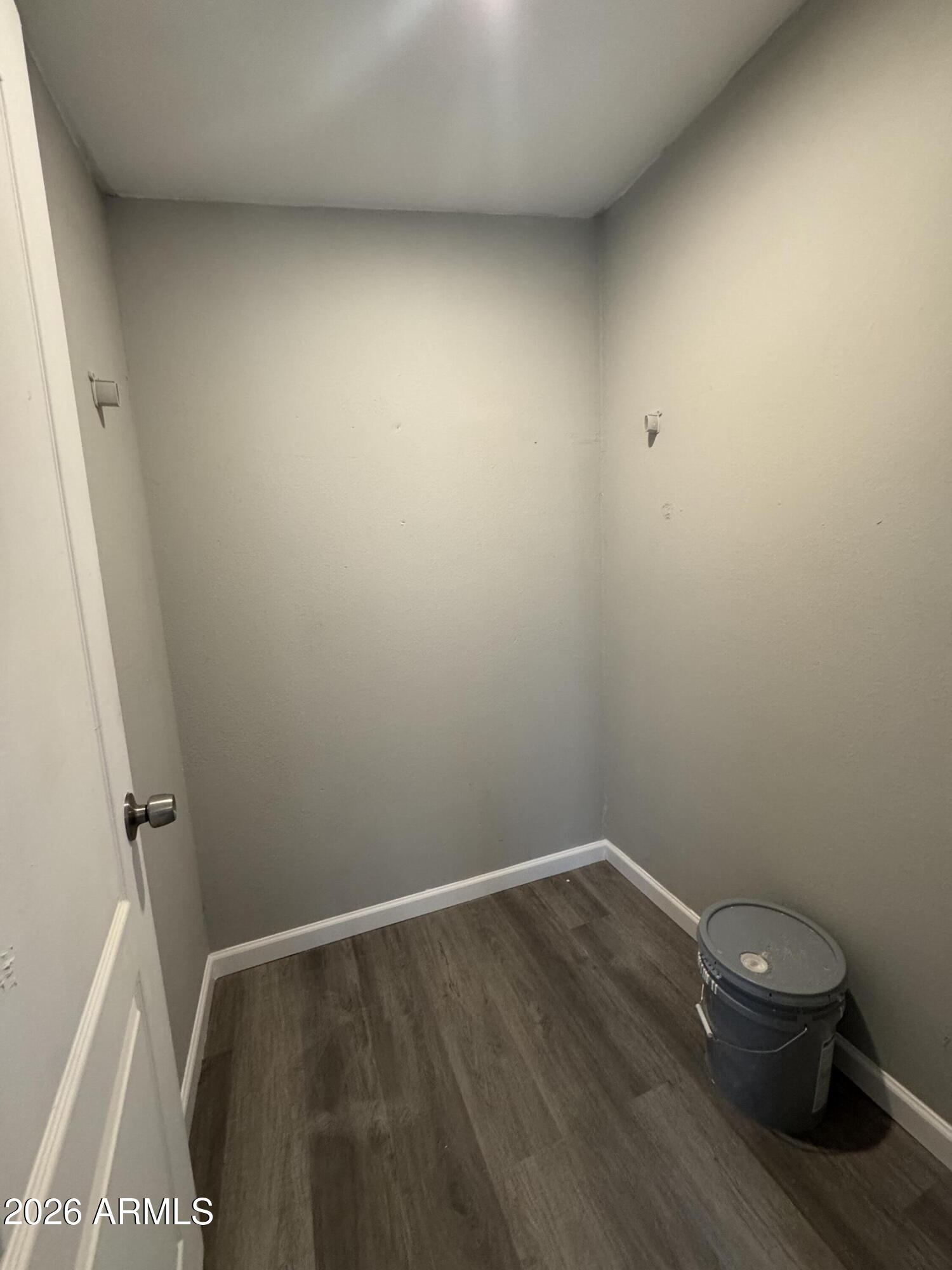 625 W MCKELLIPS Road 330