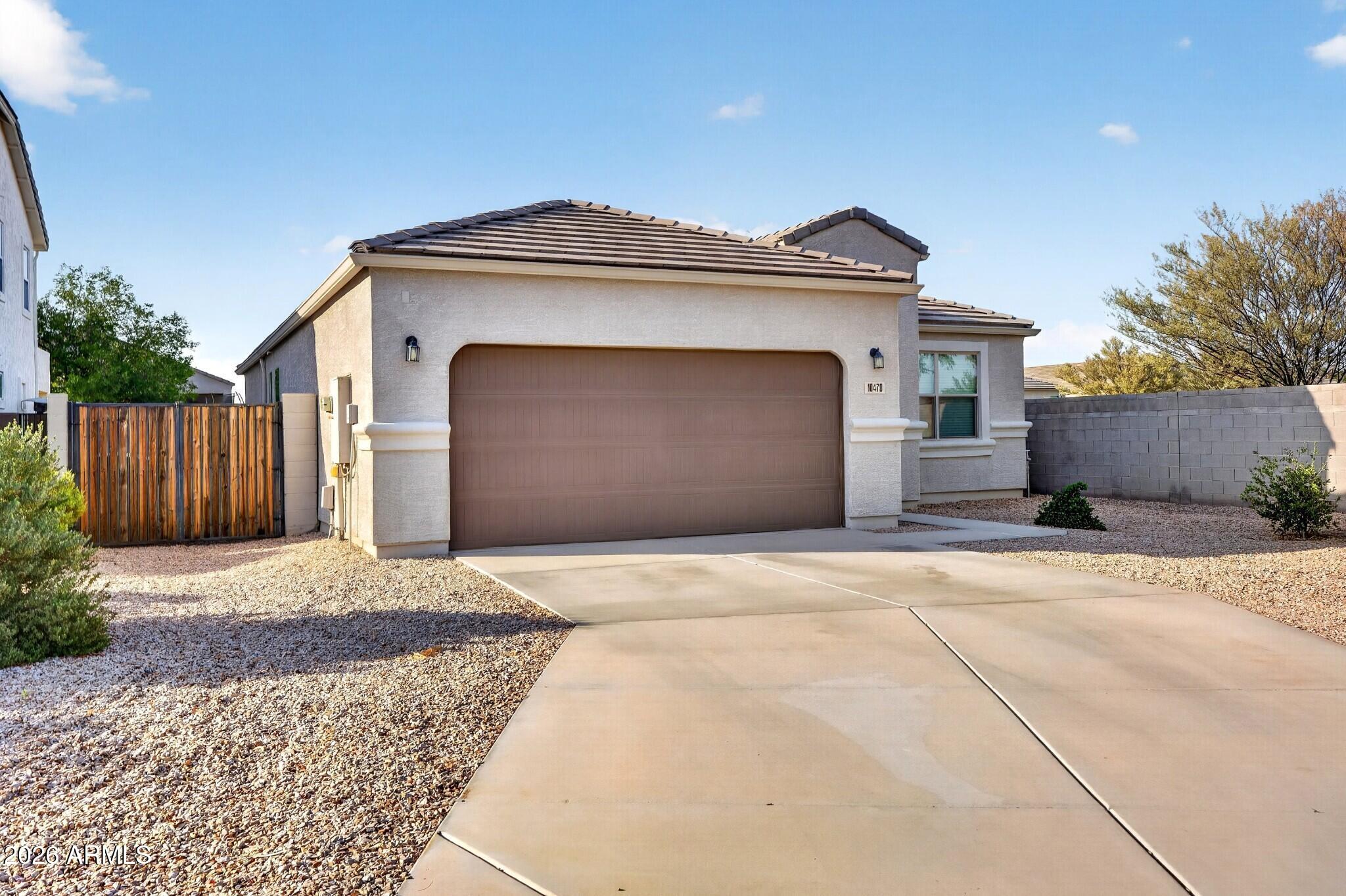 10470 E MARIGOLD Lane