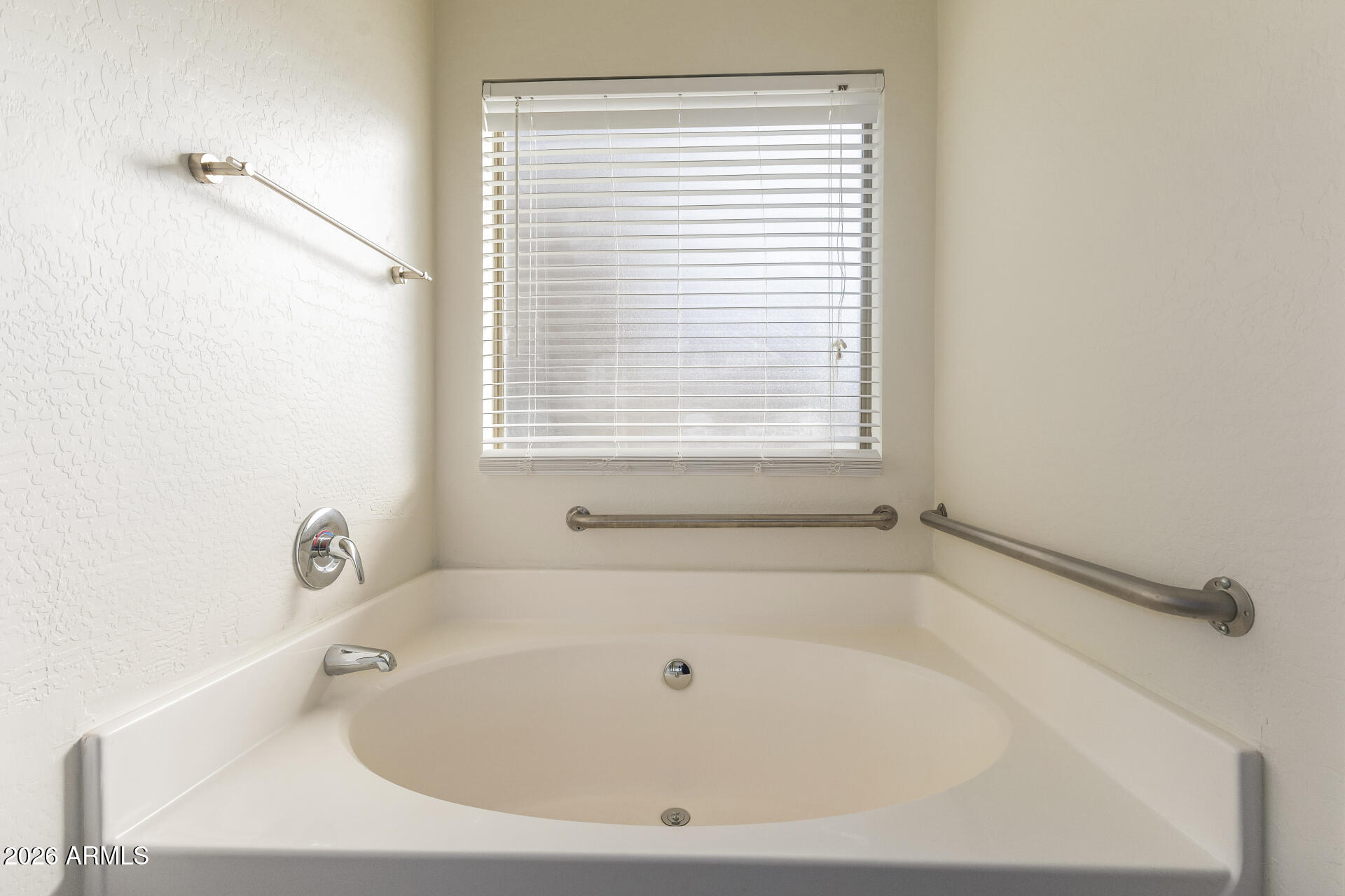 24208 N OASIS Boulevard