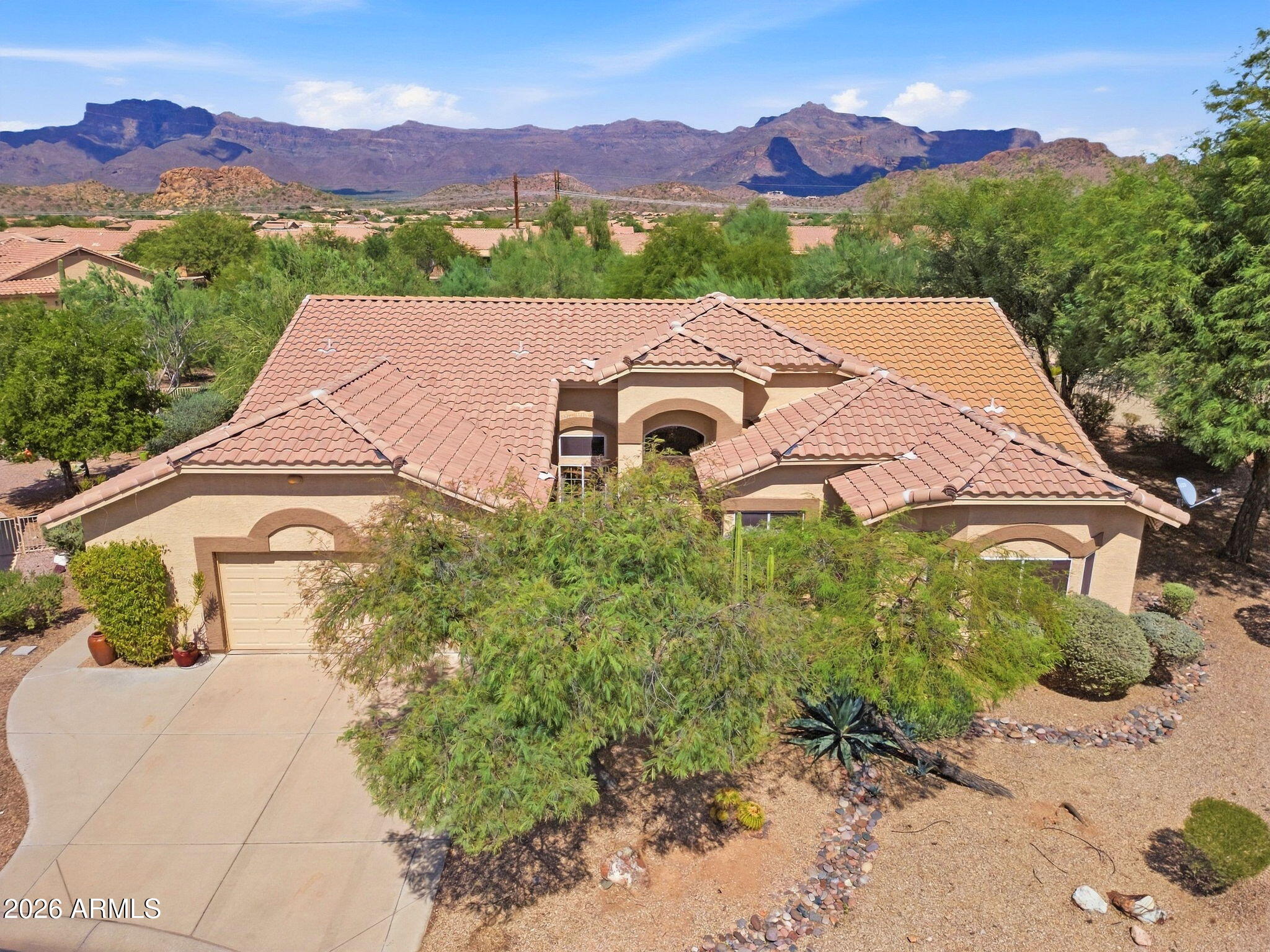 7622 E MENODORA Circle