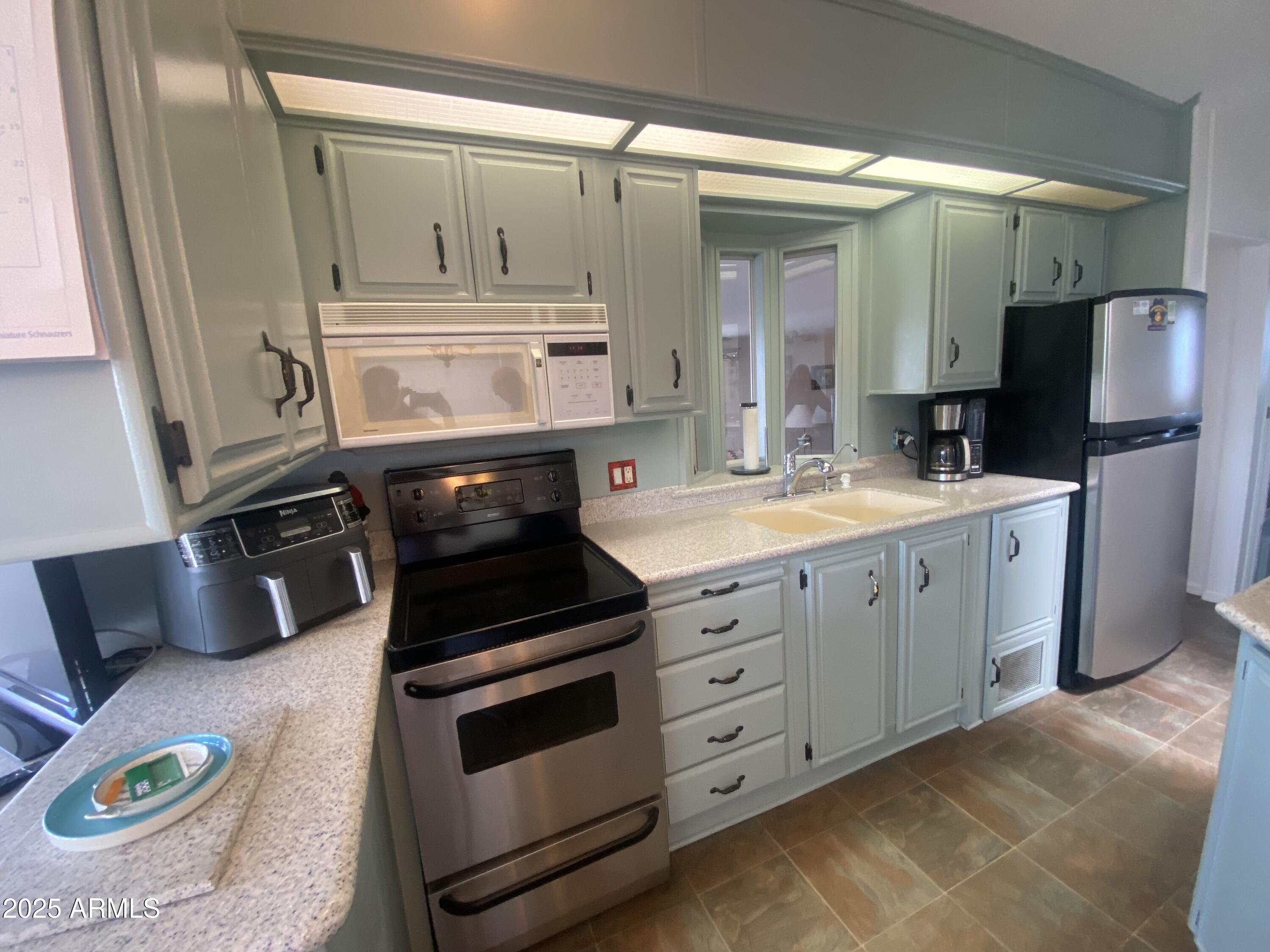 1418 S HAVASUPAI Drive