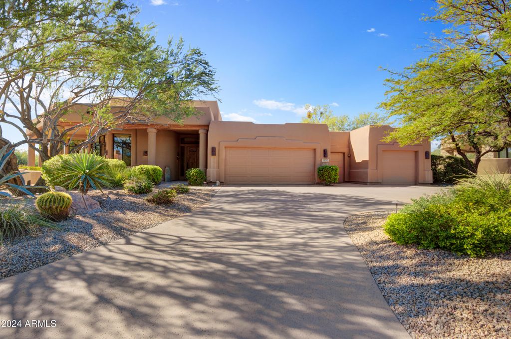 Photo of 27820 N Lucero Drive, Rio Verde, AZ 85263 (MLS # 6939532)