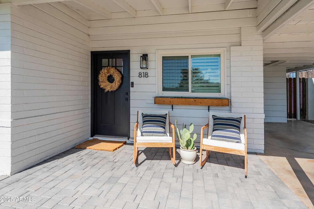 Photo of 818 W Indianola Avenue, Phoenix, AZ 85013 (MLS # 6935780)