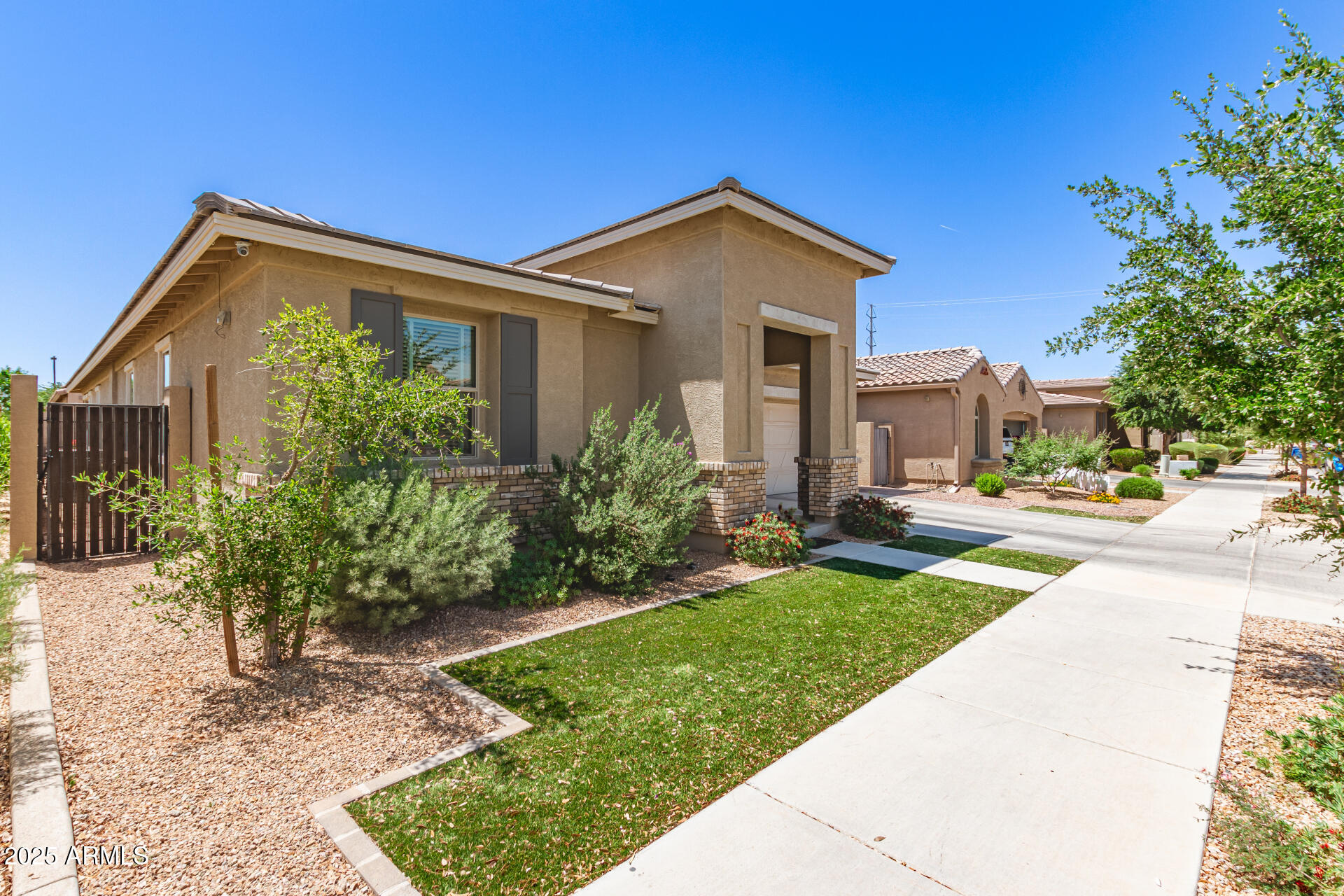 22495 E SILVER CREEK Lane