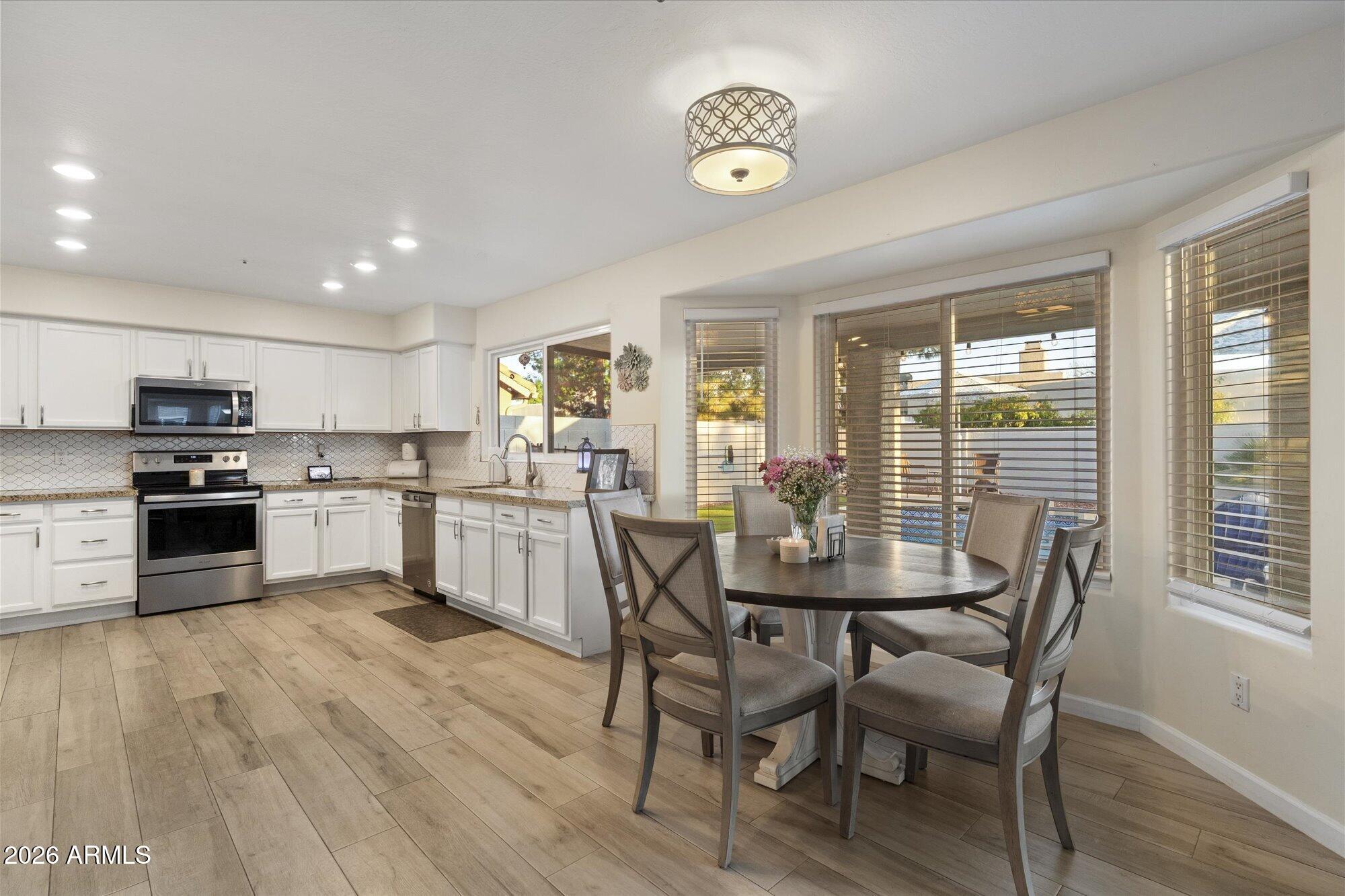 8853 E CONIESON Road