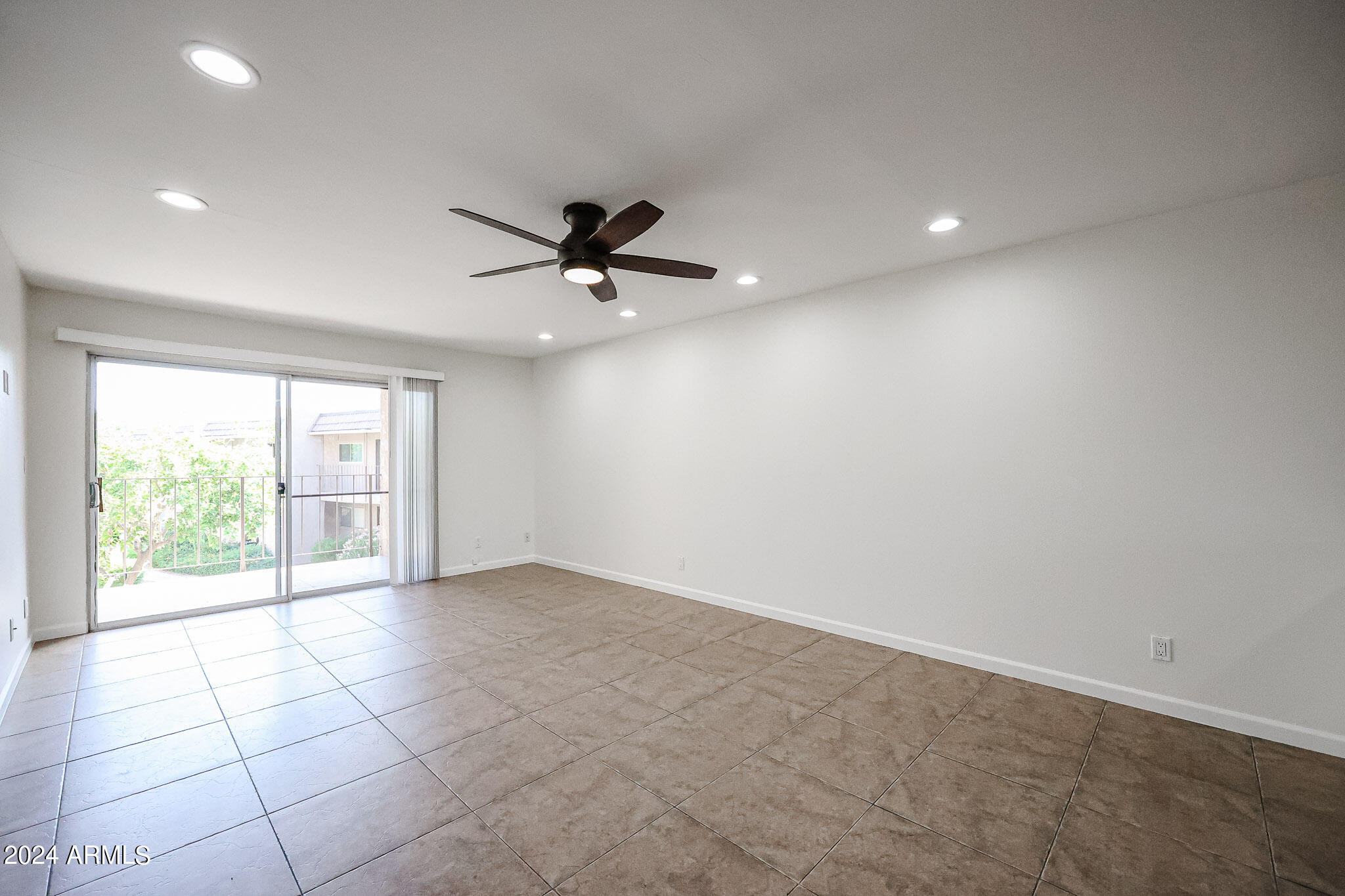 Scottsdale, Arizona 85250, United States, 2 Bedrooms Bedrooms, ,2 BathroomsBathrooms,Residential,Active,45769