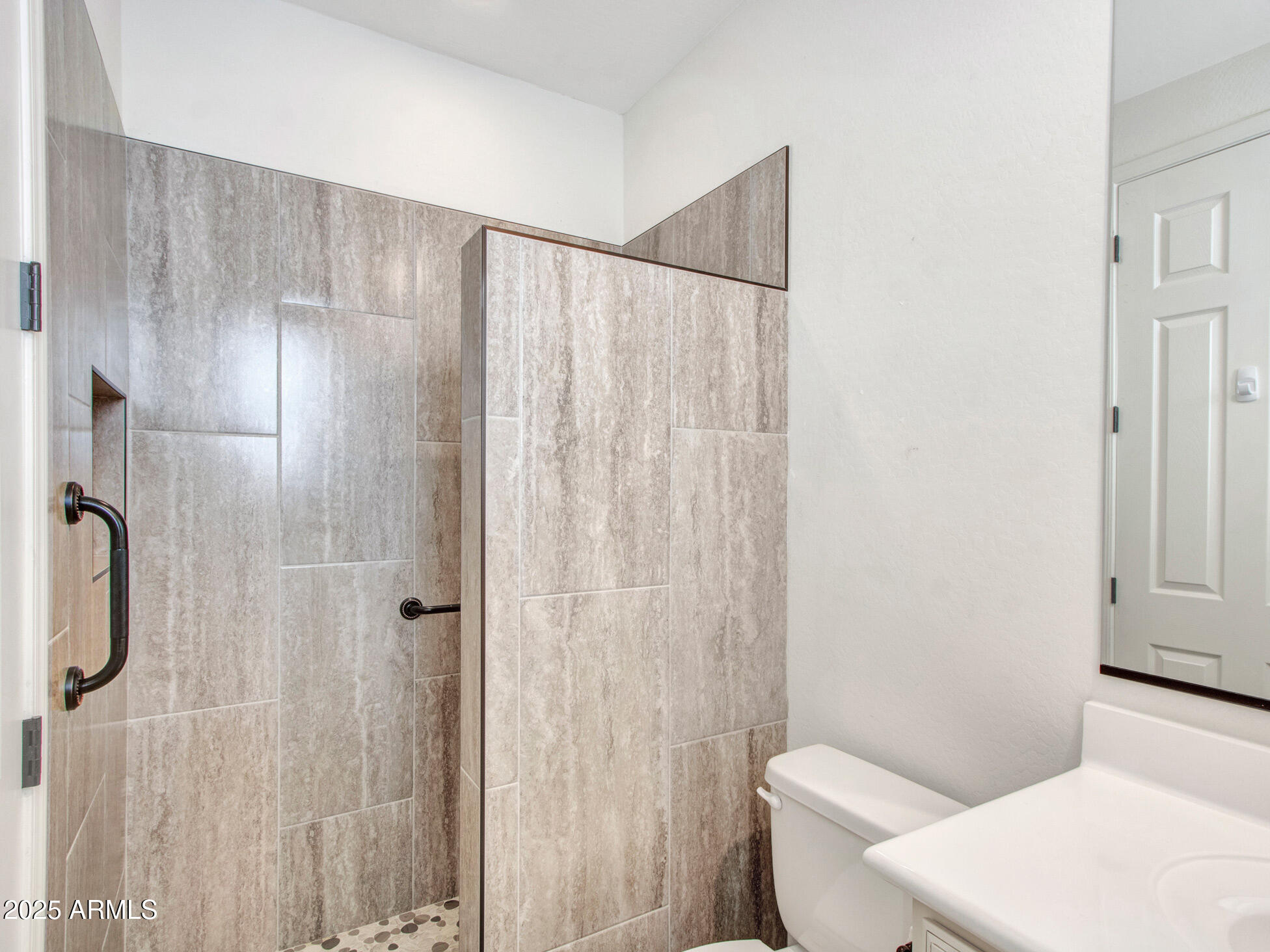 Litchfield Park, Arizona 85340, United States, 4 Bedrooms Bedrooms, ,3 BathroomsBathrooms,Residential,Pending,84619