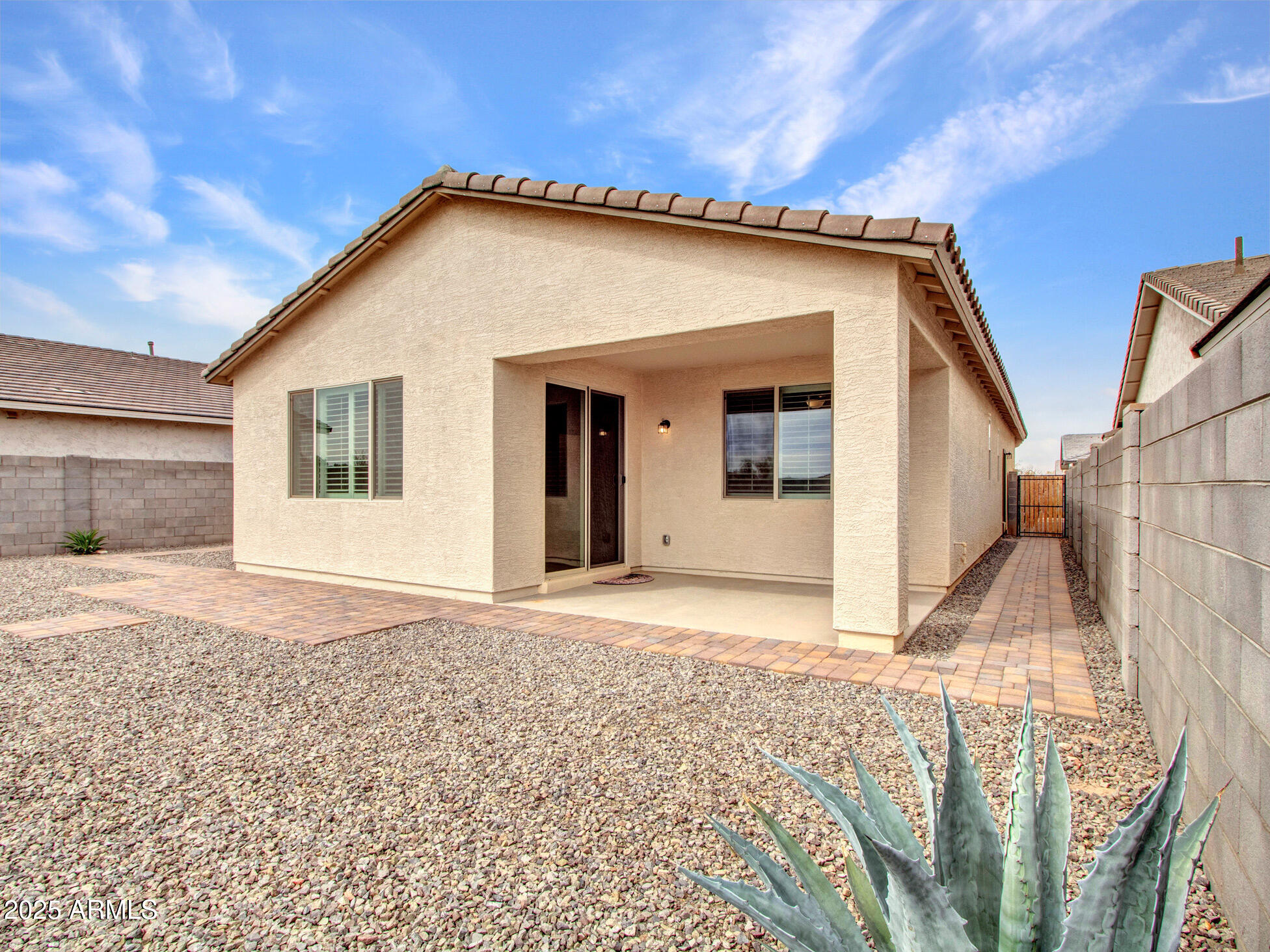 Litchfield Park, Arizona 85340, United States, 4 Bedrooms Bedrooms, ,3 BathroomsBathrooms,Residential,Pending,84619