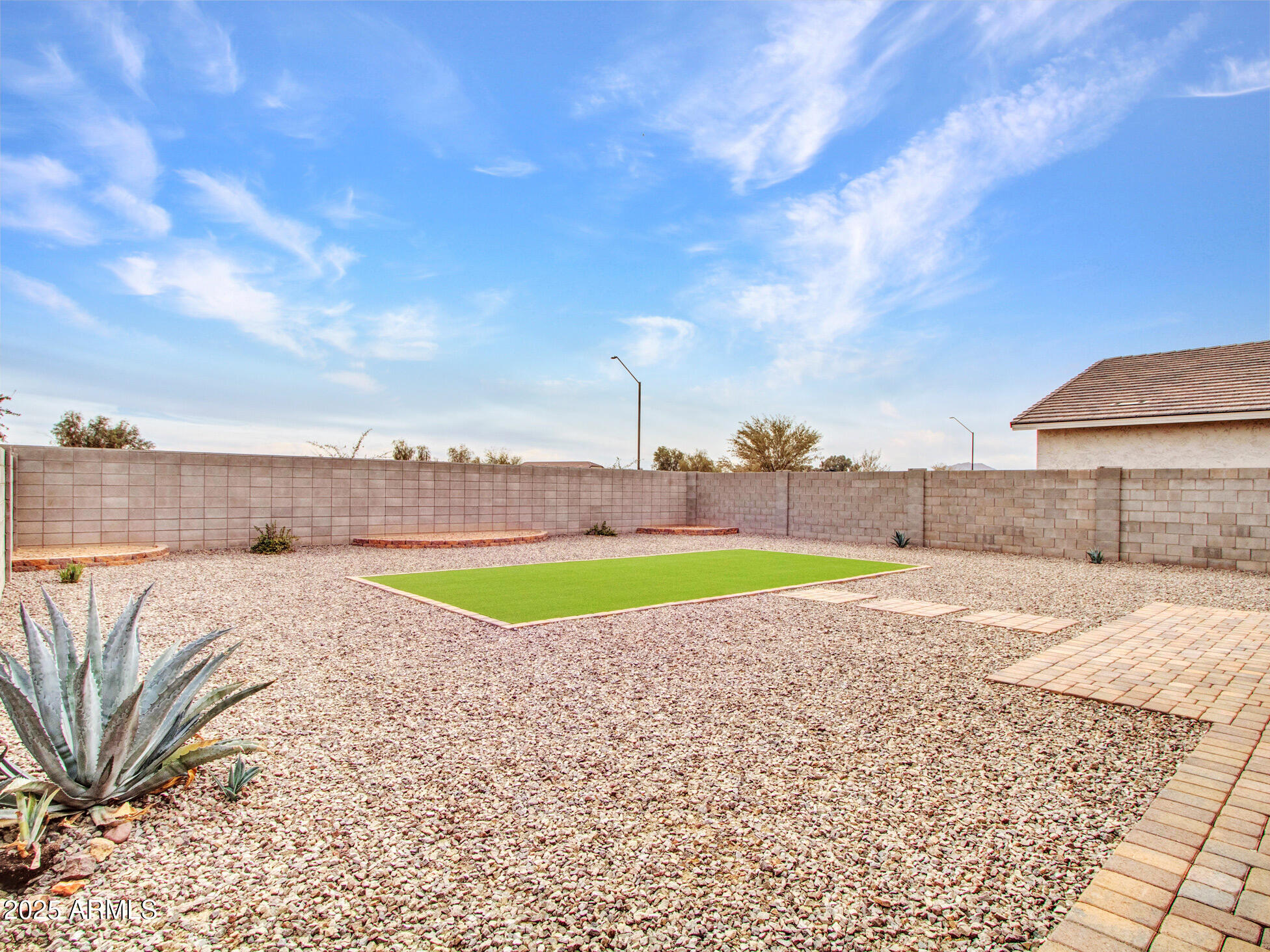Litchfield Park, Arizona 85340, United States, 4 Bedrooms Bedrooms, ,3 BathroomsBathrooms,Residential,Pending,84619