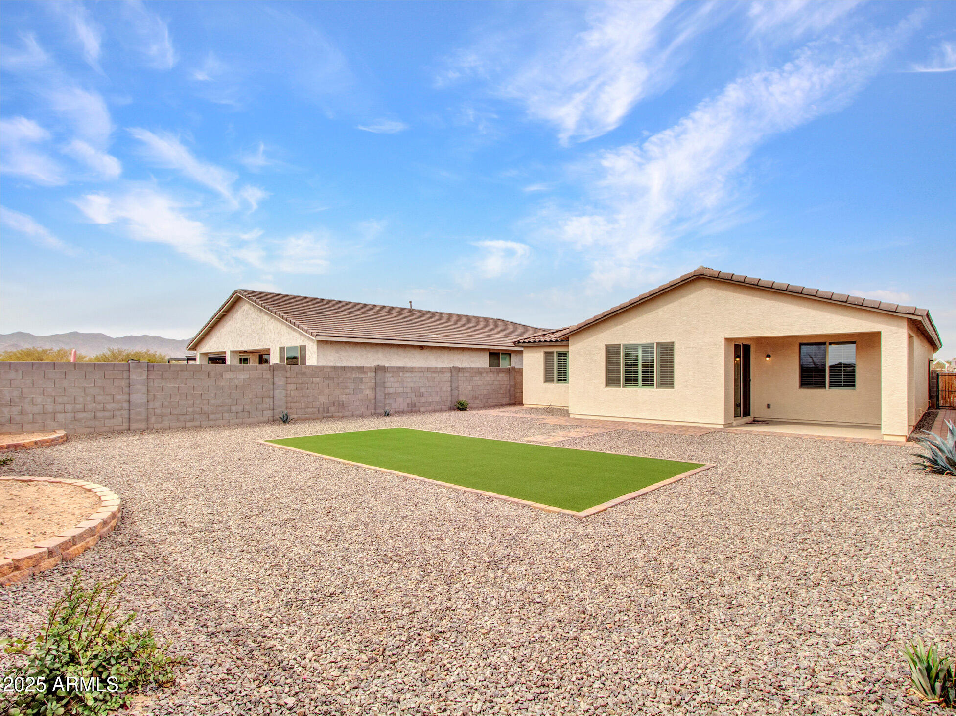 Litchfield Park, Arizona 85340, United States, 4 Bedrooms Bedrooms, ,3 BathroomsBathrooms,Residential,Pending,84619