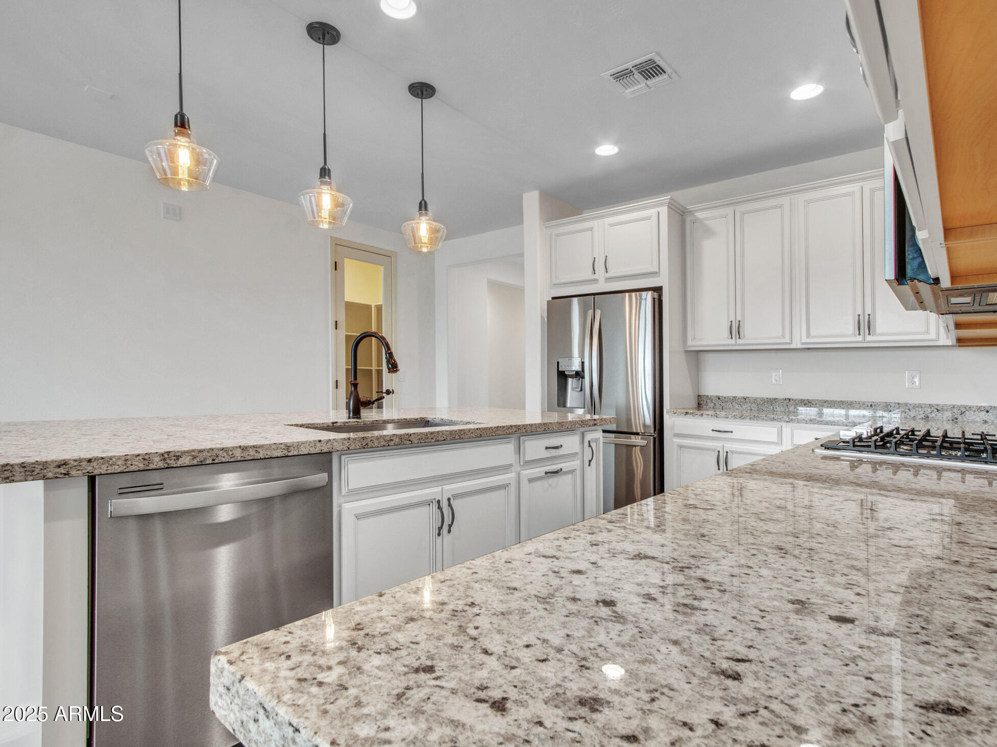 Litchfield Park, Arizona 85340, United States, 4 Bedrooms Bedrooms, ,3 BathroomsBathrooms,Residential,Pending,84619