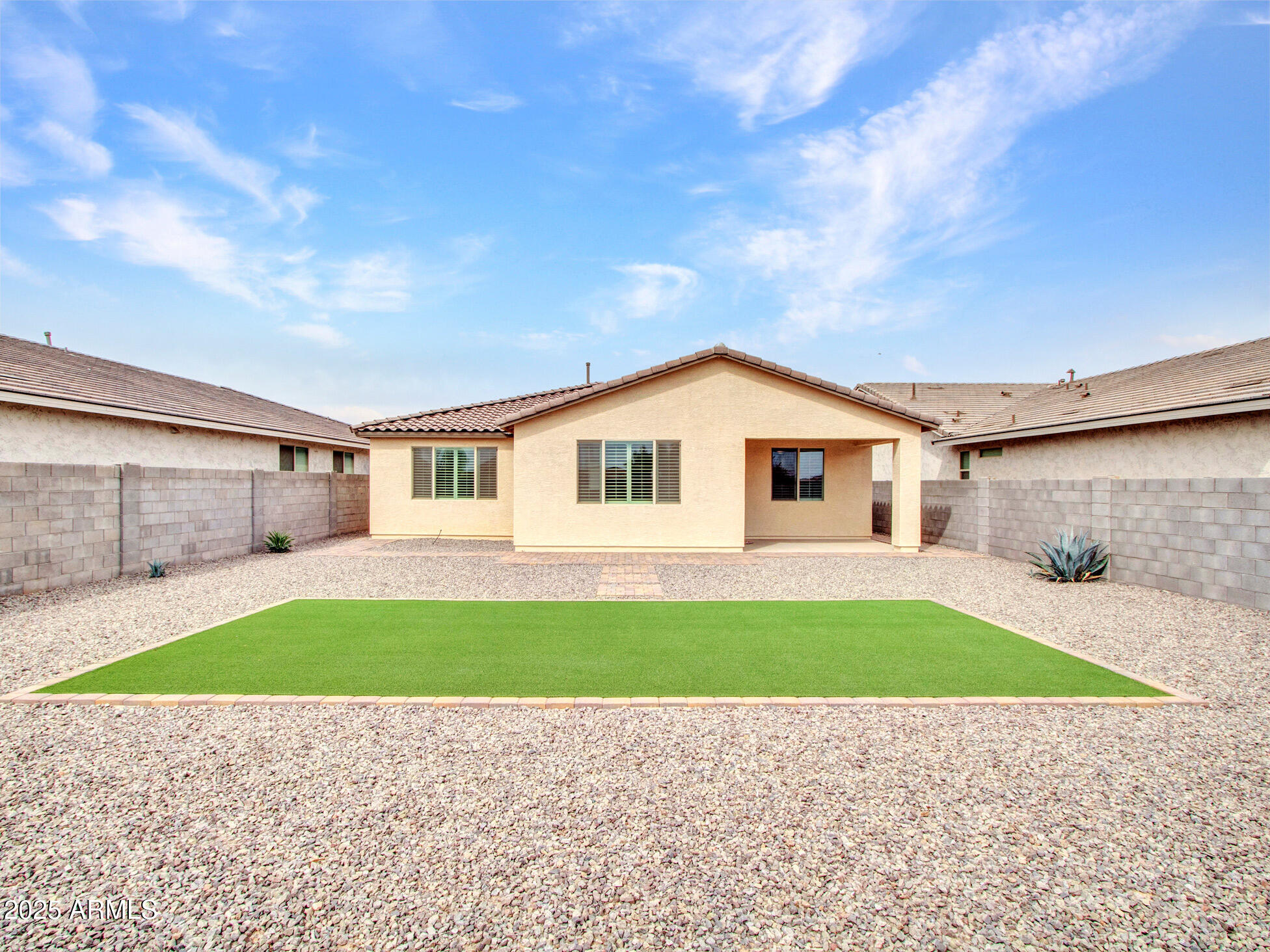 Litchfield Park, Arizona 85340, United States, 4 Bedrooms Bedrooms, ,3 BathroomsBathrooms,Residential,Pending,84619