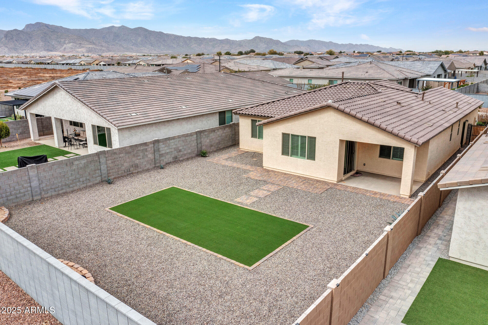 Litchfield Park, Arizona 85340, United States, 4 Bedrooms Bedrooms, ,3 BathroomsBathrooms,Residential,Pending,84619