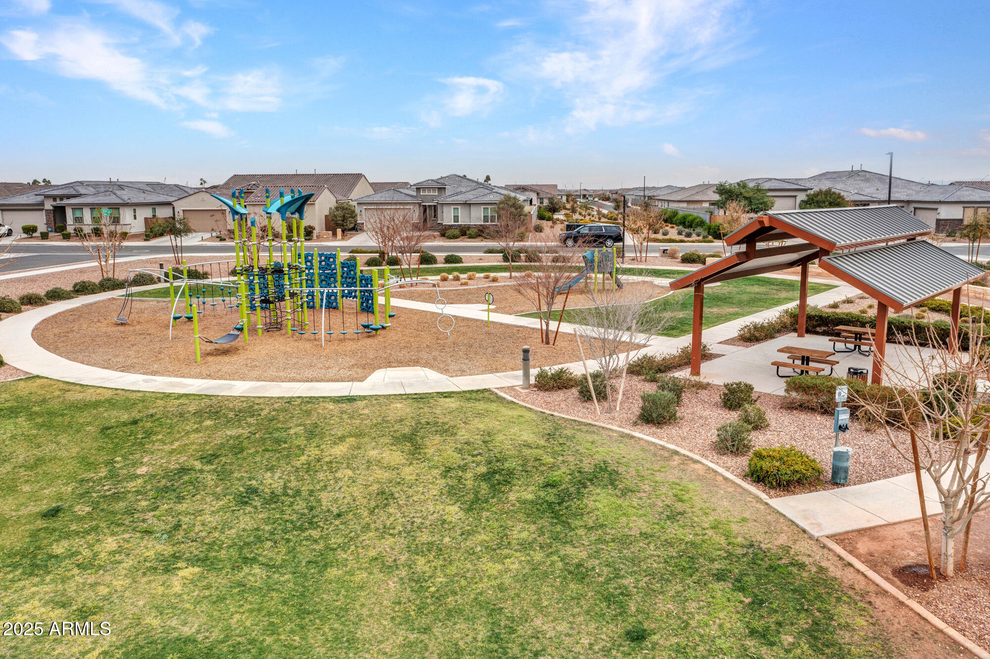 Litchfield Park, Arizona 85340, United States, 4 Bedrooms Bedrooms, ,3 BathroomsBathrooms,Residential,Pending,84619