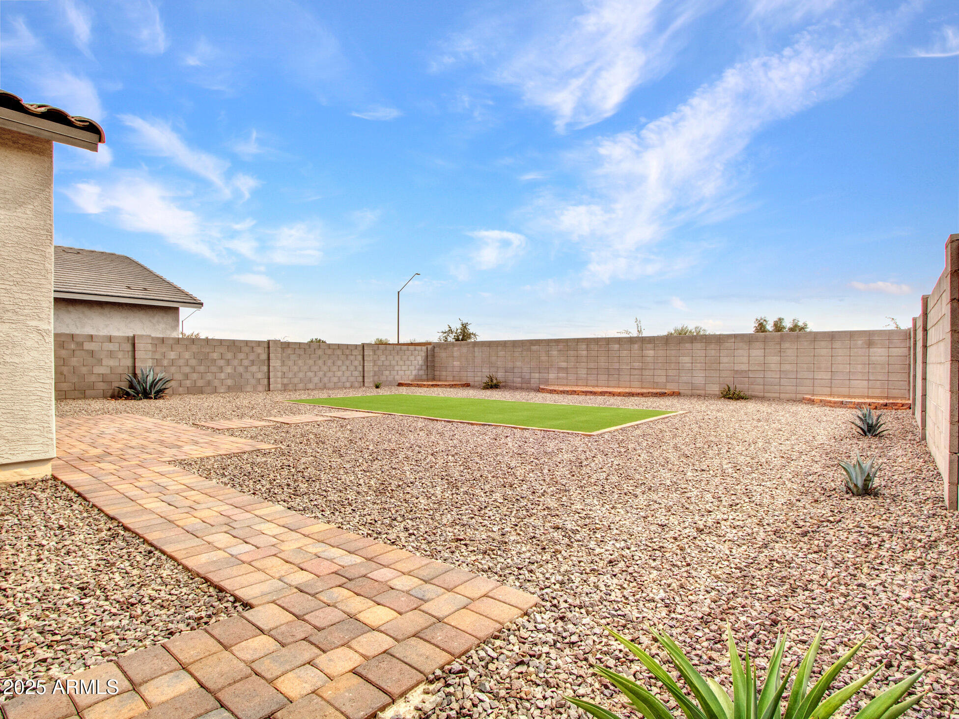 Litchfield Park, Arizona 85340, United States, 4 Bedrooms Bedrooms, ,3 BathroomsBathrooms,Residential,Pending,84619