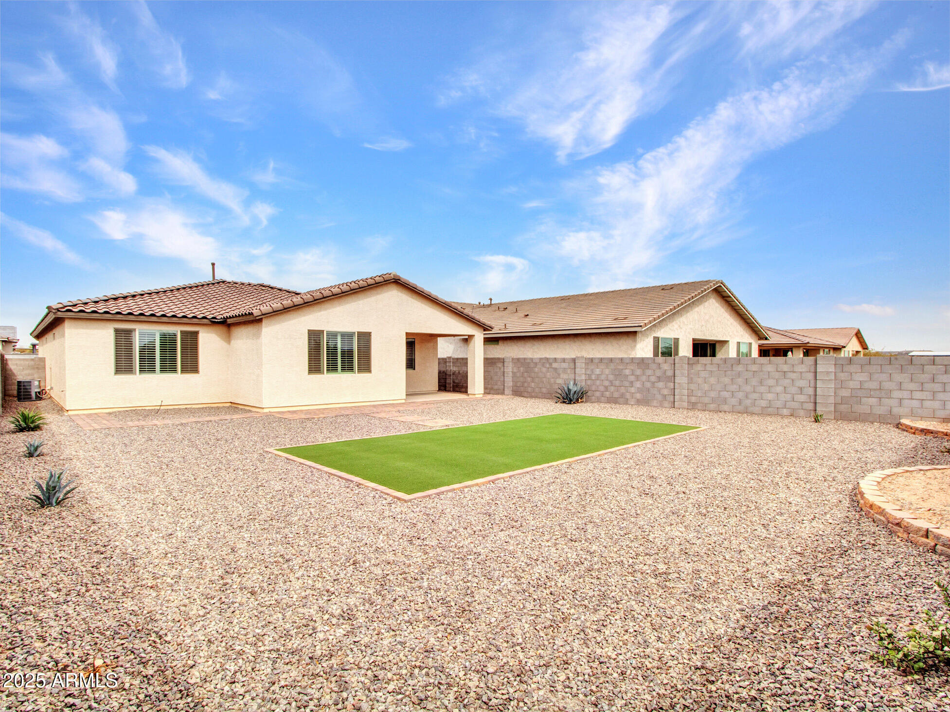 Litchfield Park, Arizona 85340, United States, 4 Bedrooms Bedrooms, ,3 BathroomsBathrooms,Residential,Pending,84619