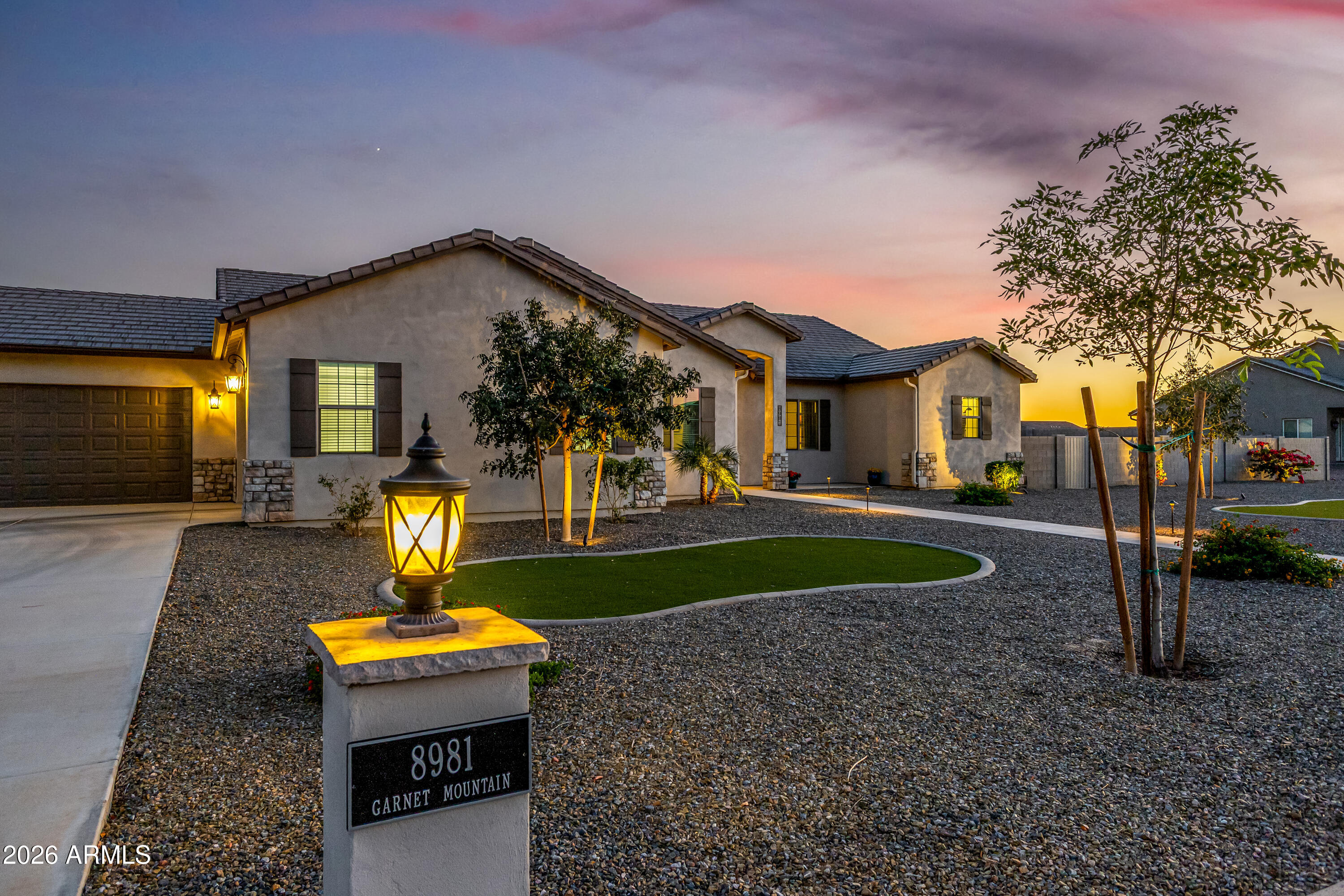 8981 W GARNET MOUNTAIN Drive