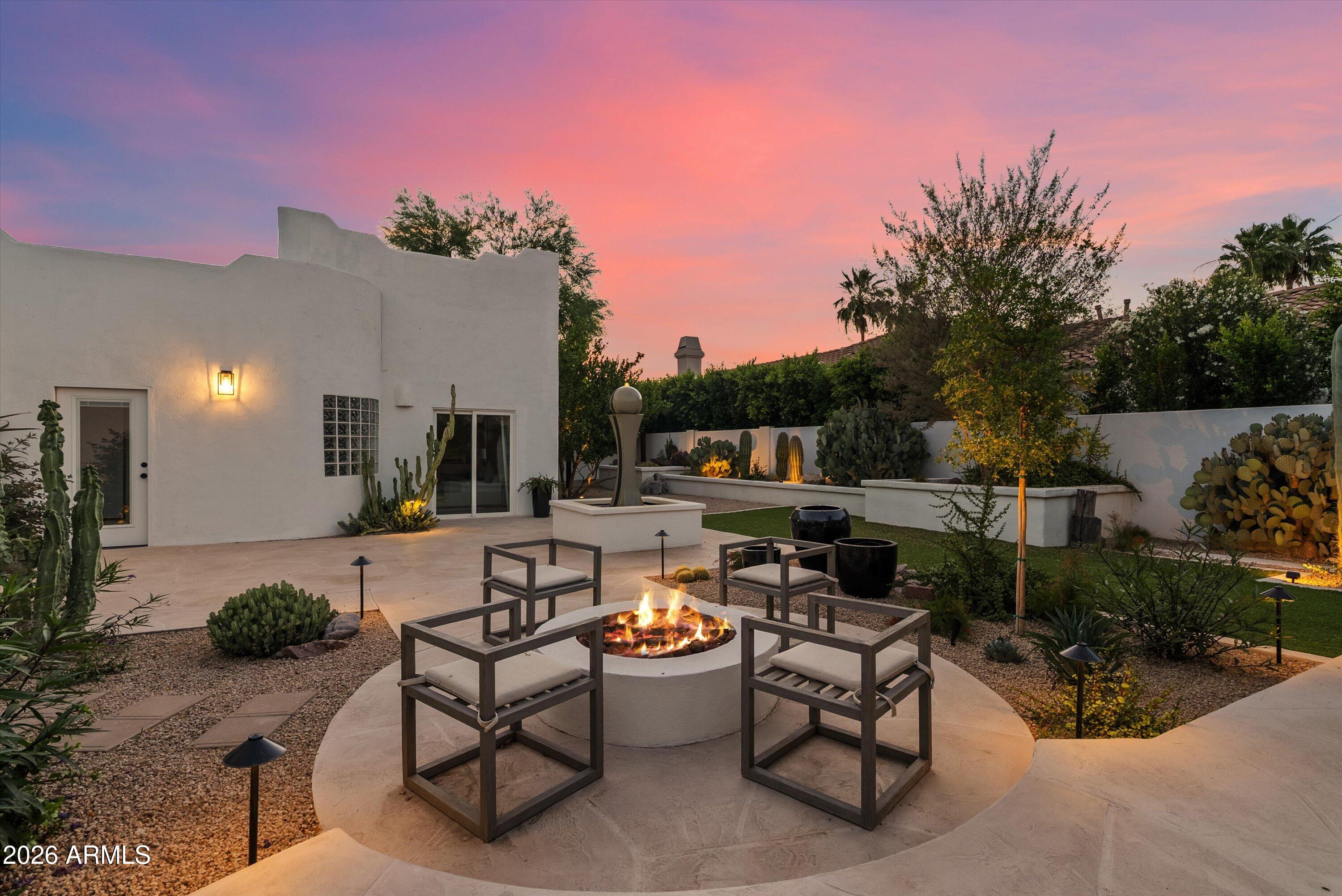CAMELBACK PARK ESTATES - Residential
