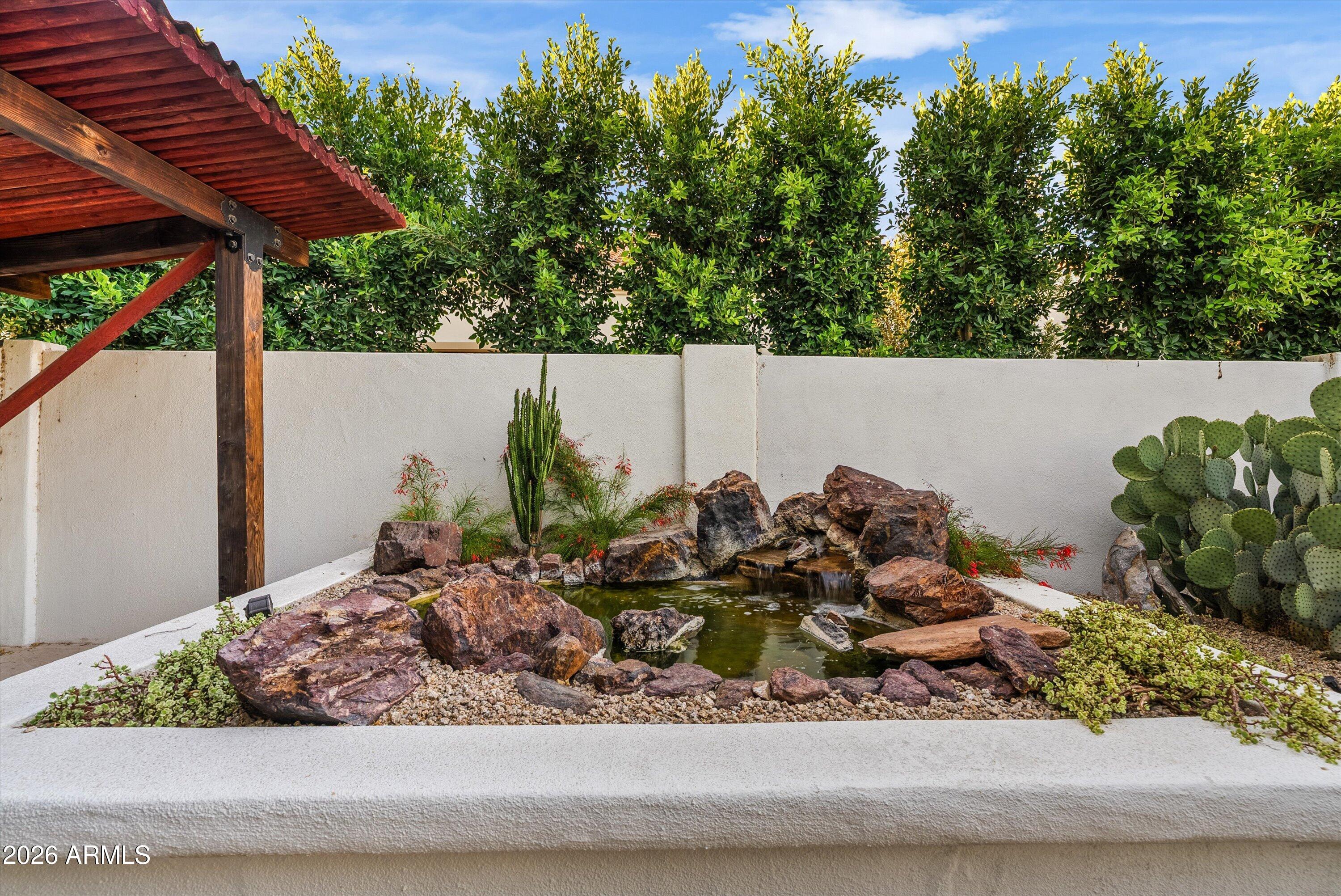 CAMELBACK PARK ESTATES - Residential