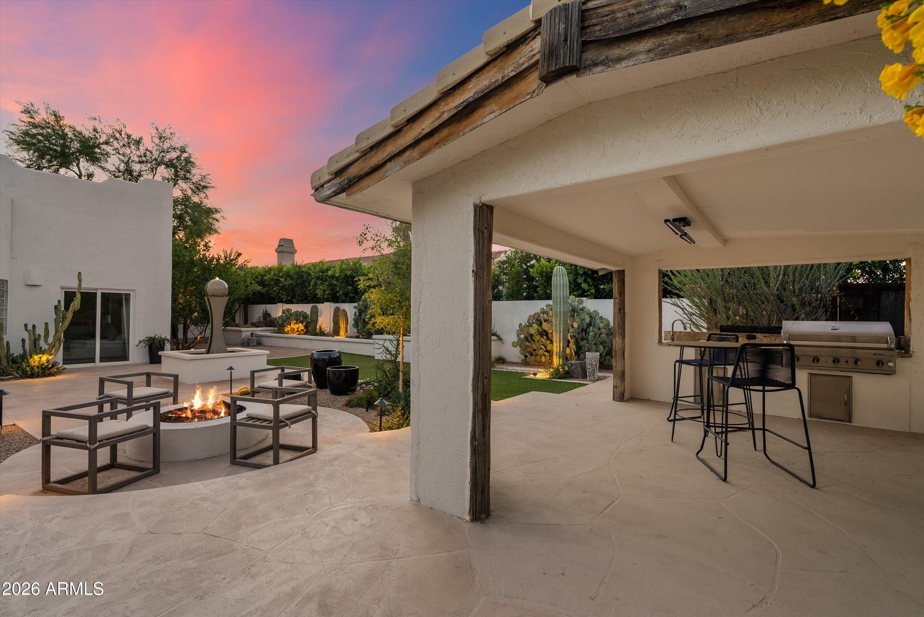 CAMELBACK PARK ESTATES - Residential