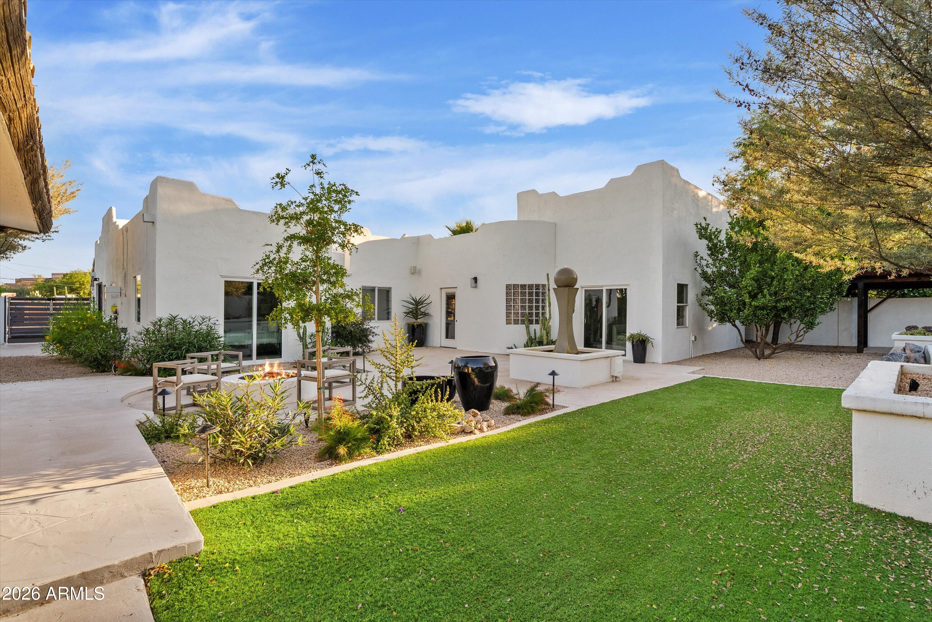CAMELBACK PARK ESTATES - Residential