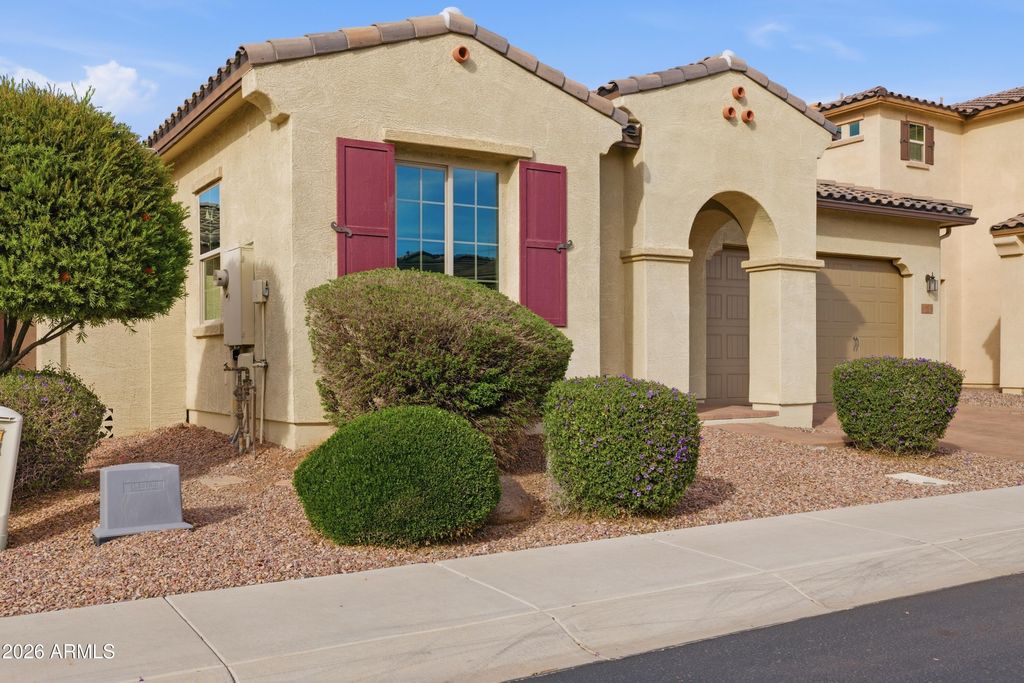 Photo of 2900 E Citrus Way Way, Chandler, AZ 85286 (MLS # 6990033)