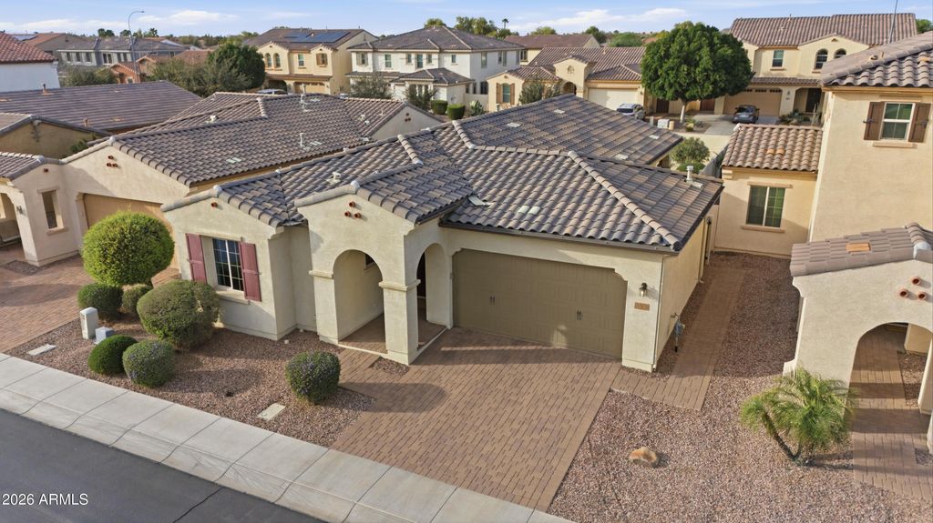 Photo of 2900 E Citrus Way Way, Chandler, AZ 85286 (MLS # 6990033)