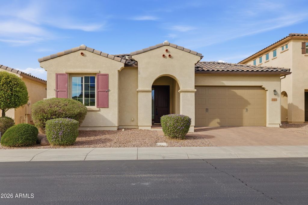 Photo of 2900 E Citrus Way Way, Chandler, AZ 85286 (MLS # 6990033)