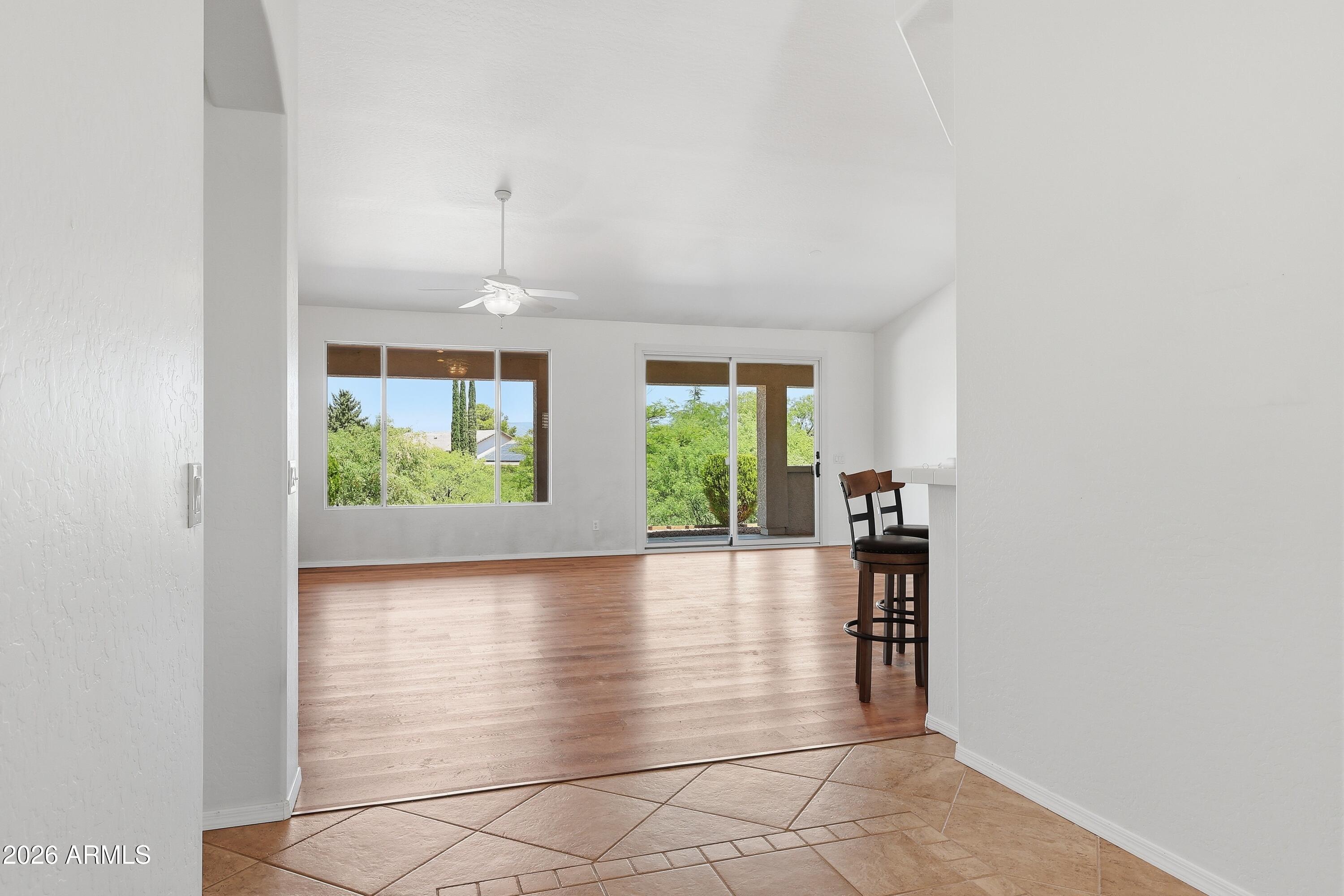 2010 W DESERT WILLOW Drive