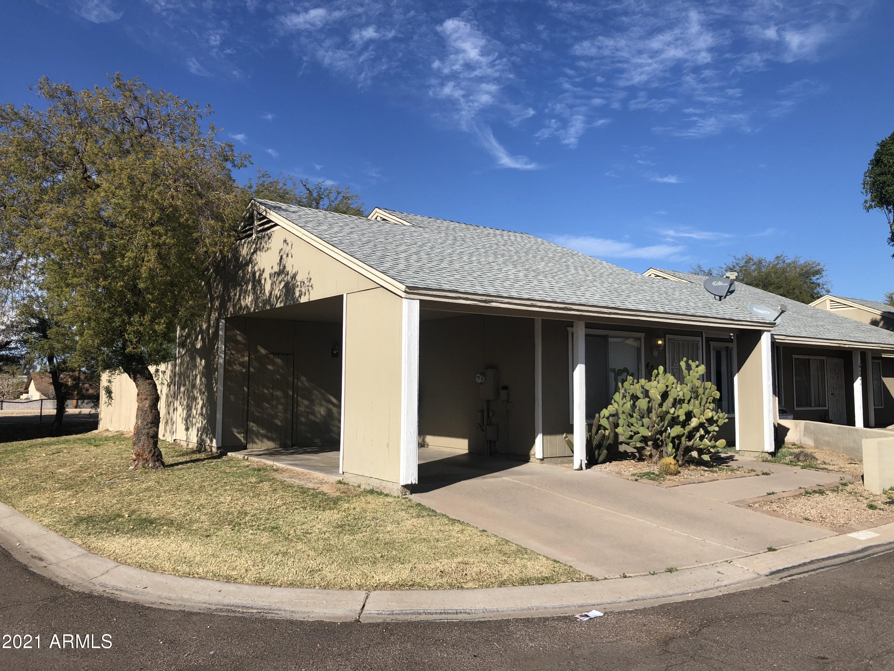 4042 E CARSON Road