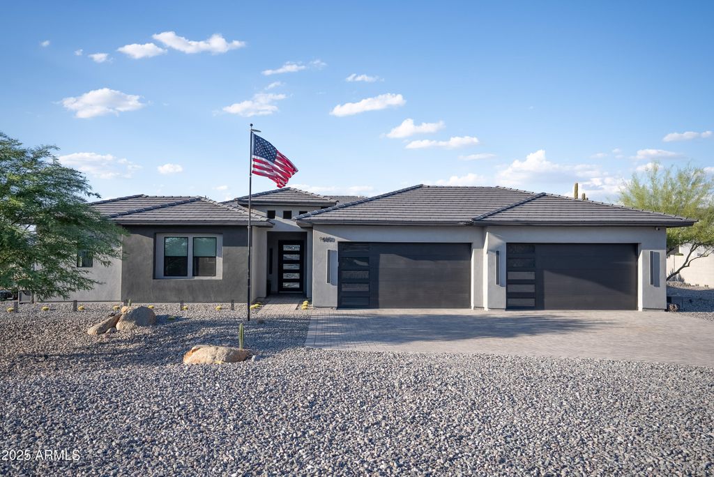 Photo of 9450 W Remuda Drive, Peoria, AZ 85383 (MLS # 6925978)