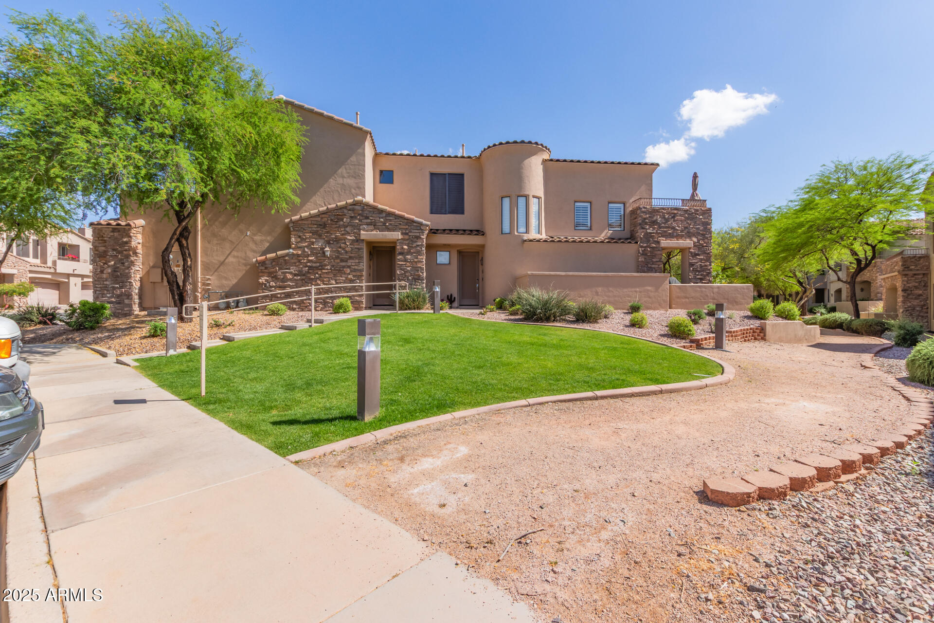 7445 E EAGLE CREST Drive 1116
