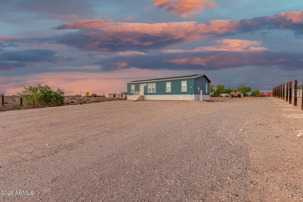Photo of 133 N 355th Avenue, Tonopah, AZ 85354 (MLS # 6898841)