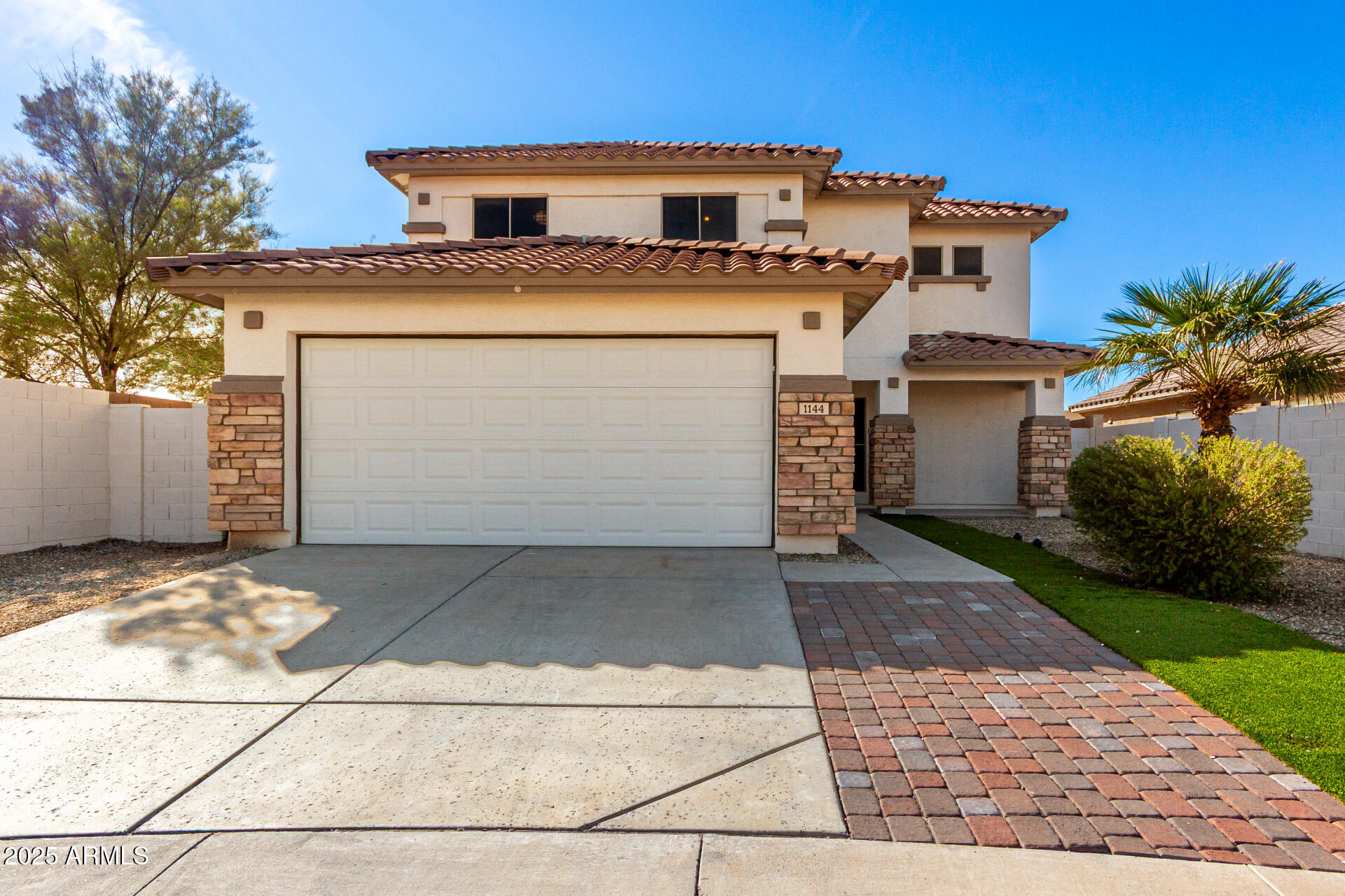 1144 S 167TH Lane