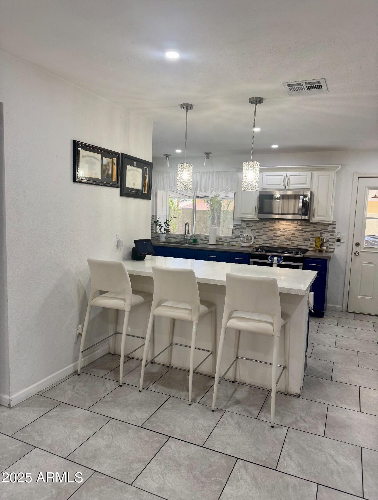 3837 W ACAPULCO Lane