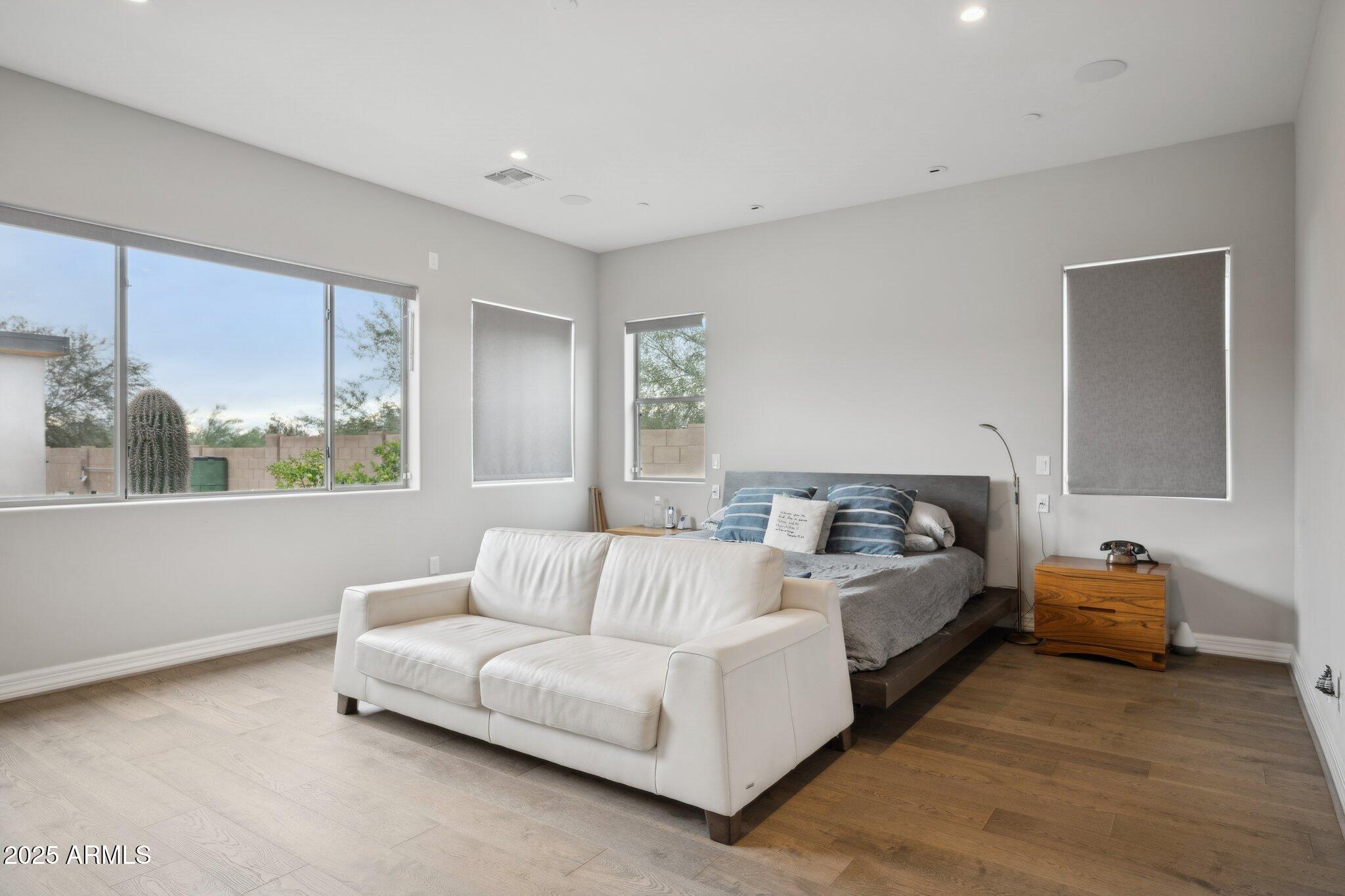 MONTE VISTA - Residential