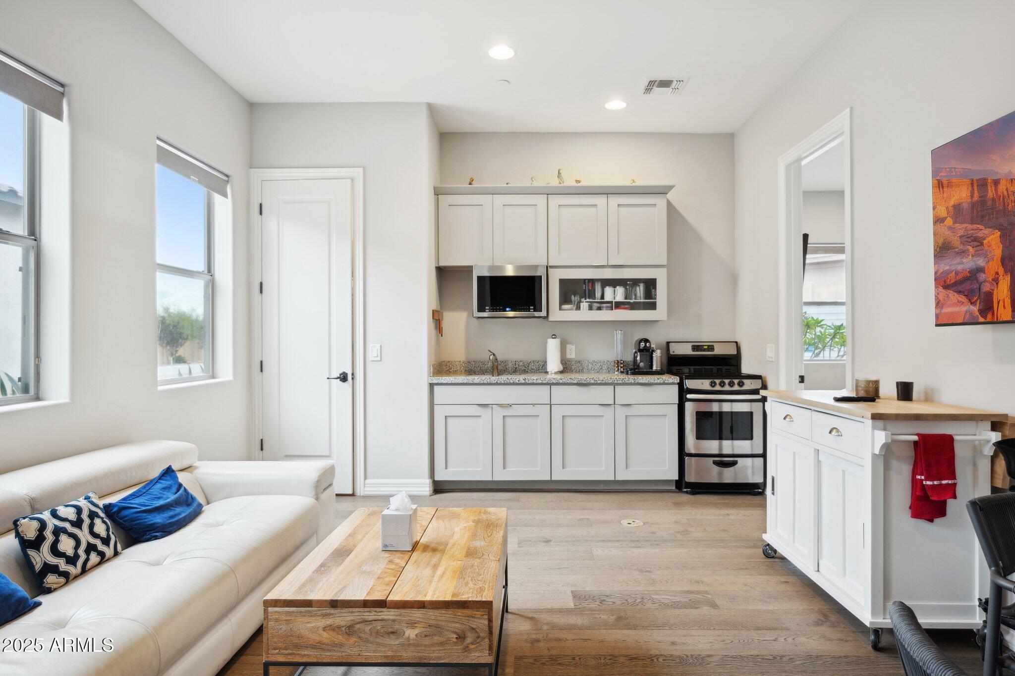 MONTE VISTA - Residential