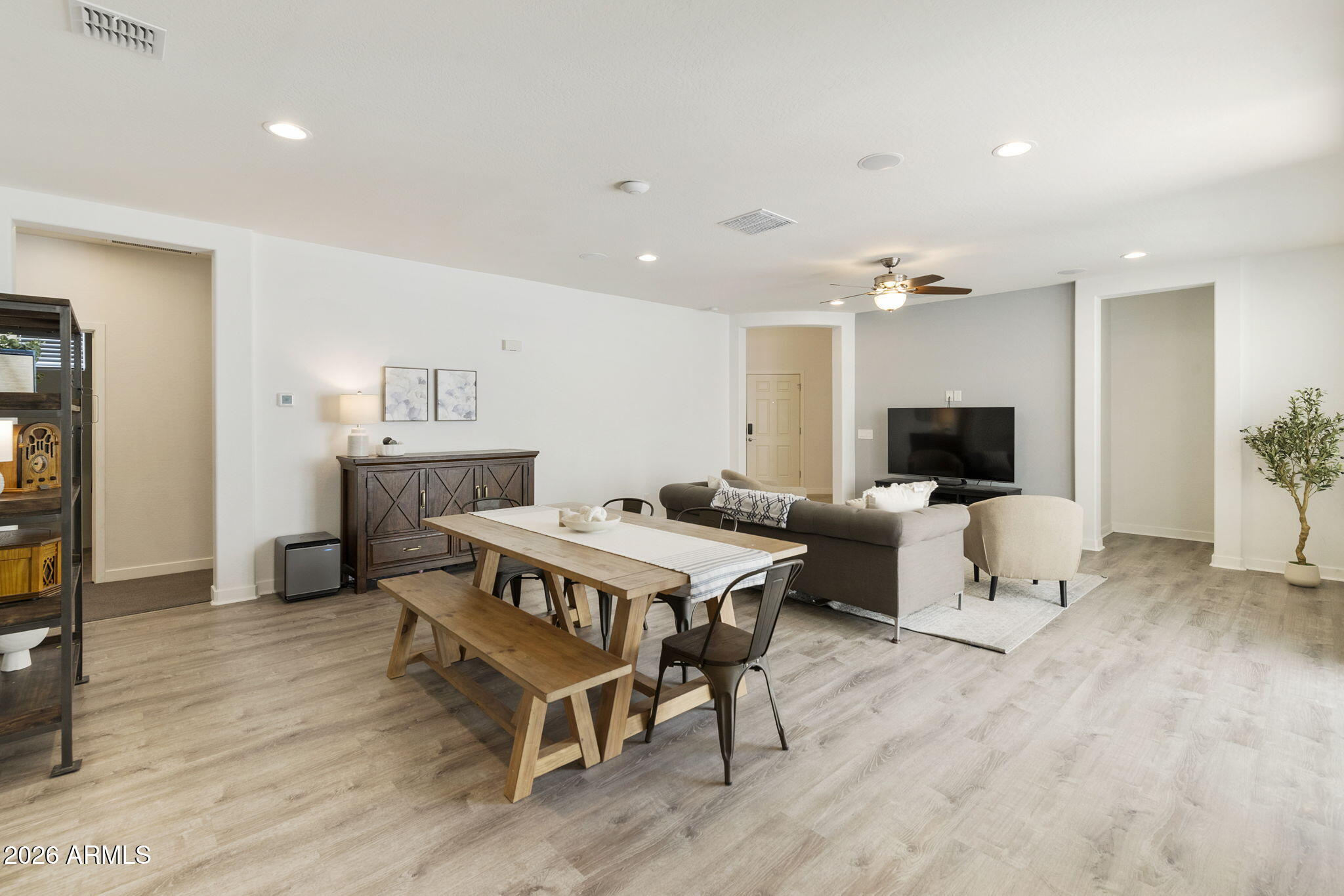 2930 N RAVEN --