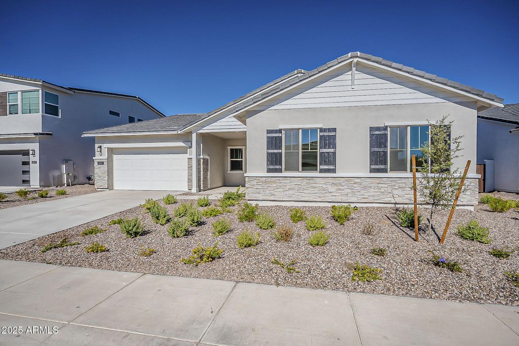 Photo of 3332 W Sunstone Drive, San Tan Valley, AZ 85144 (MLS # 6955198)