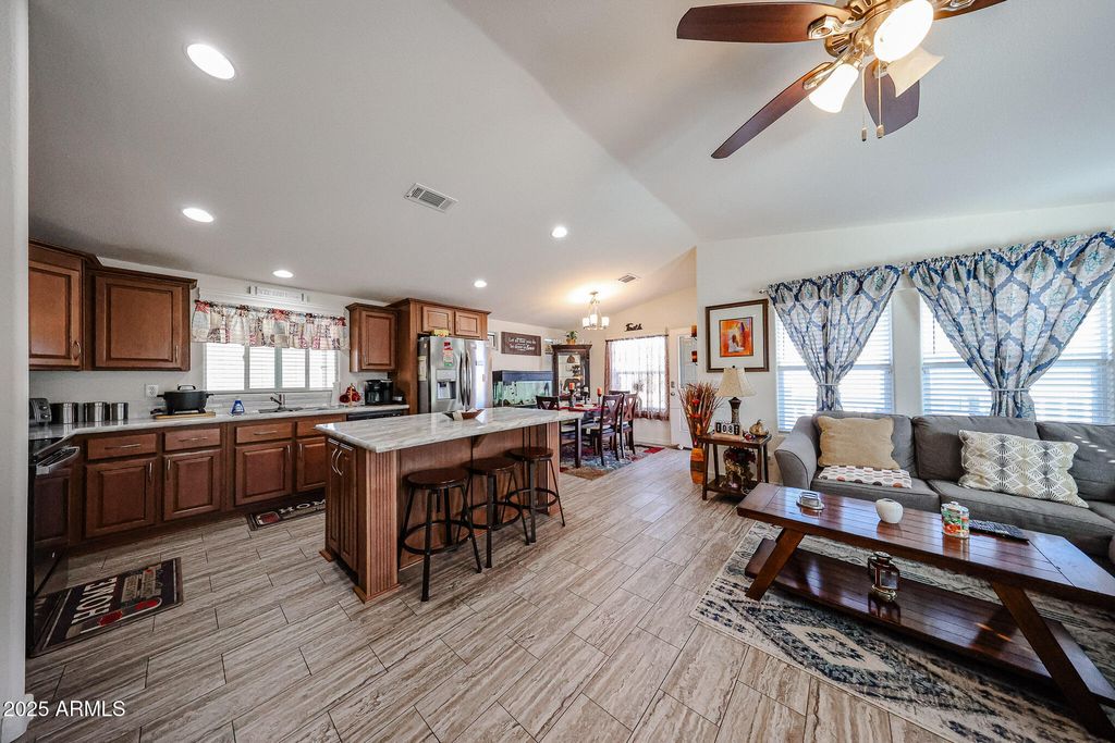 Photo of 10810 N 91st Avenue #66, Peoria, AZ 85345 (MLS # 6931182)