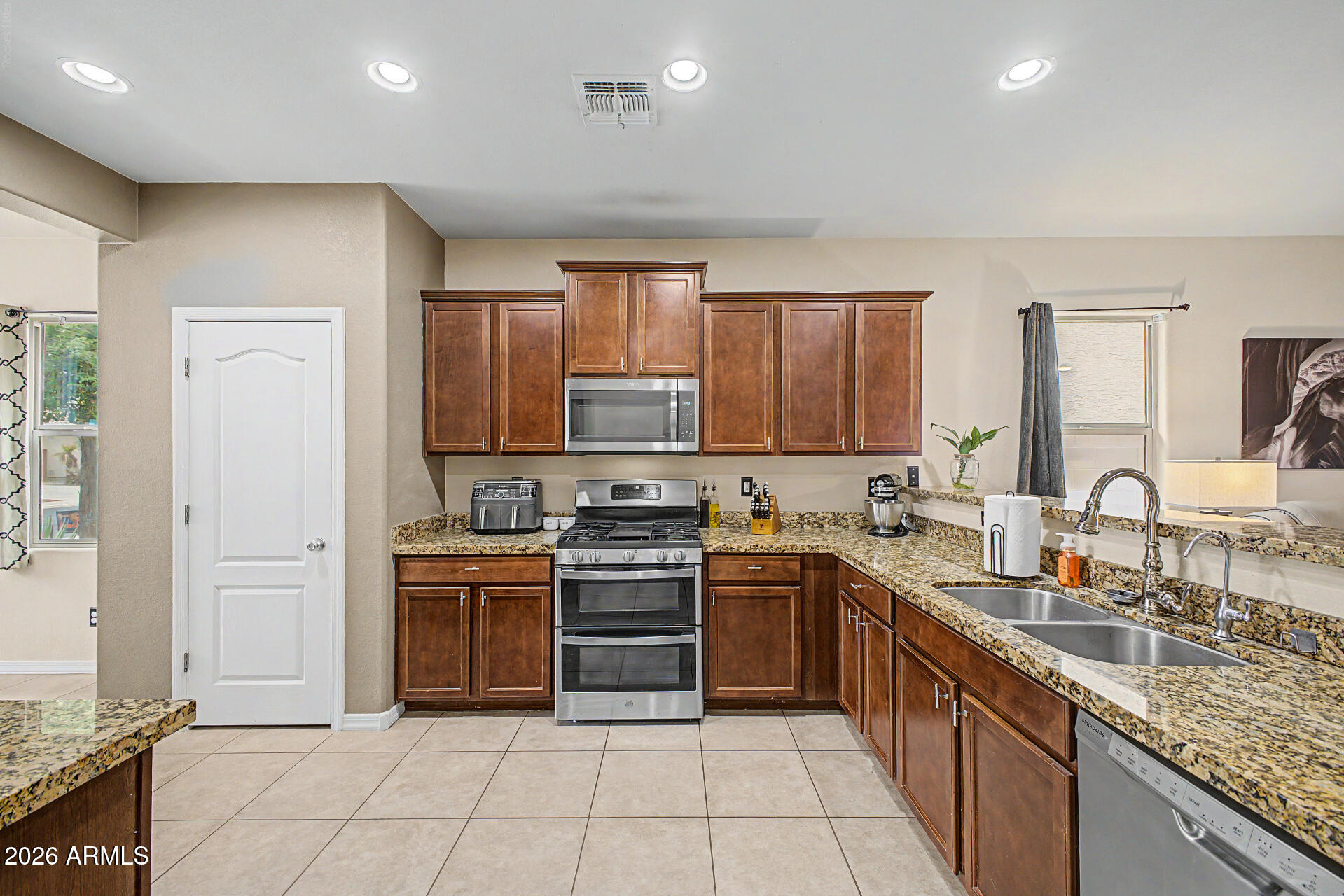 42430 W MONTEVERDE Drive 42430 W Mo