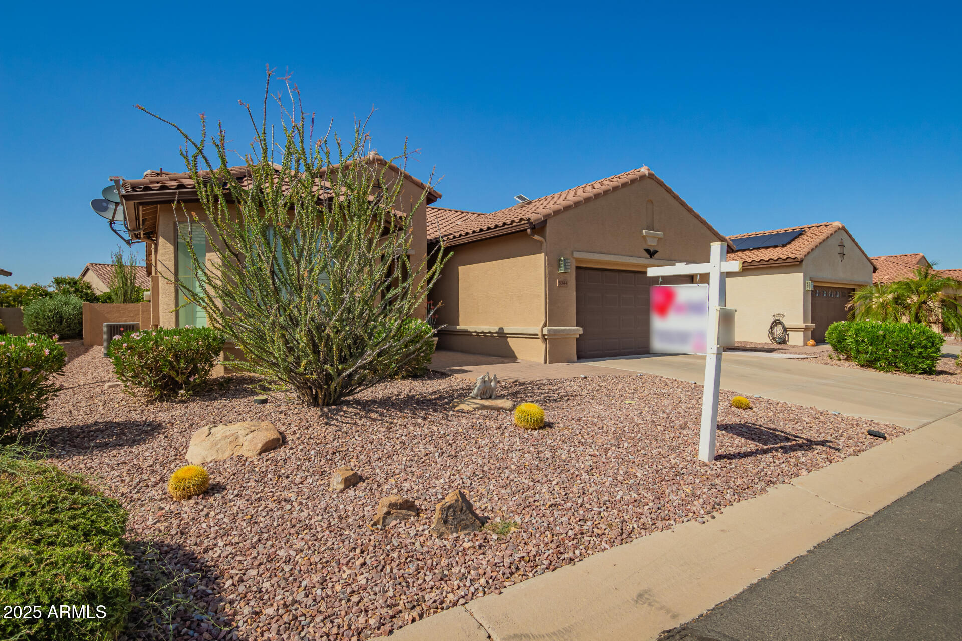 5044 W BUCKSKIN Drive