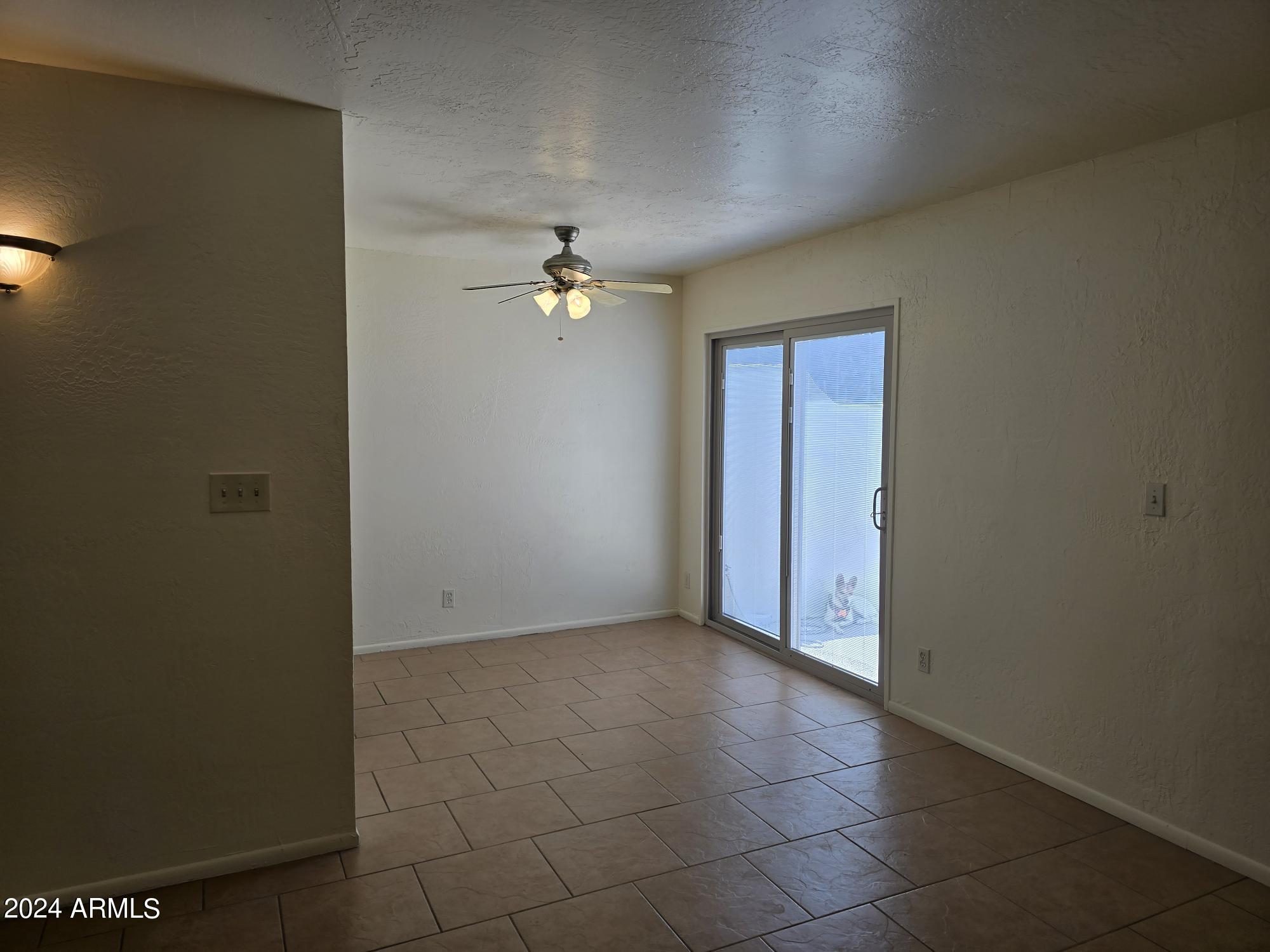 Phoenix, Arizona 85014, United States, 2 Bedrooms Bedrooms, ,3 BathroomsBathrooms,Residential,Active,242654
